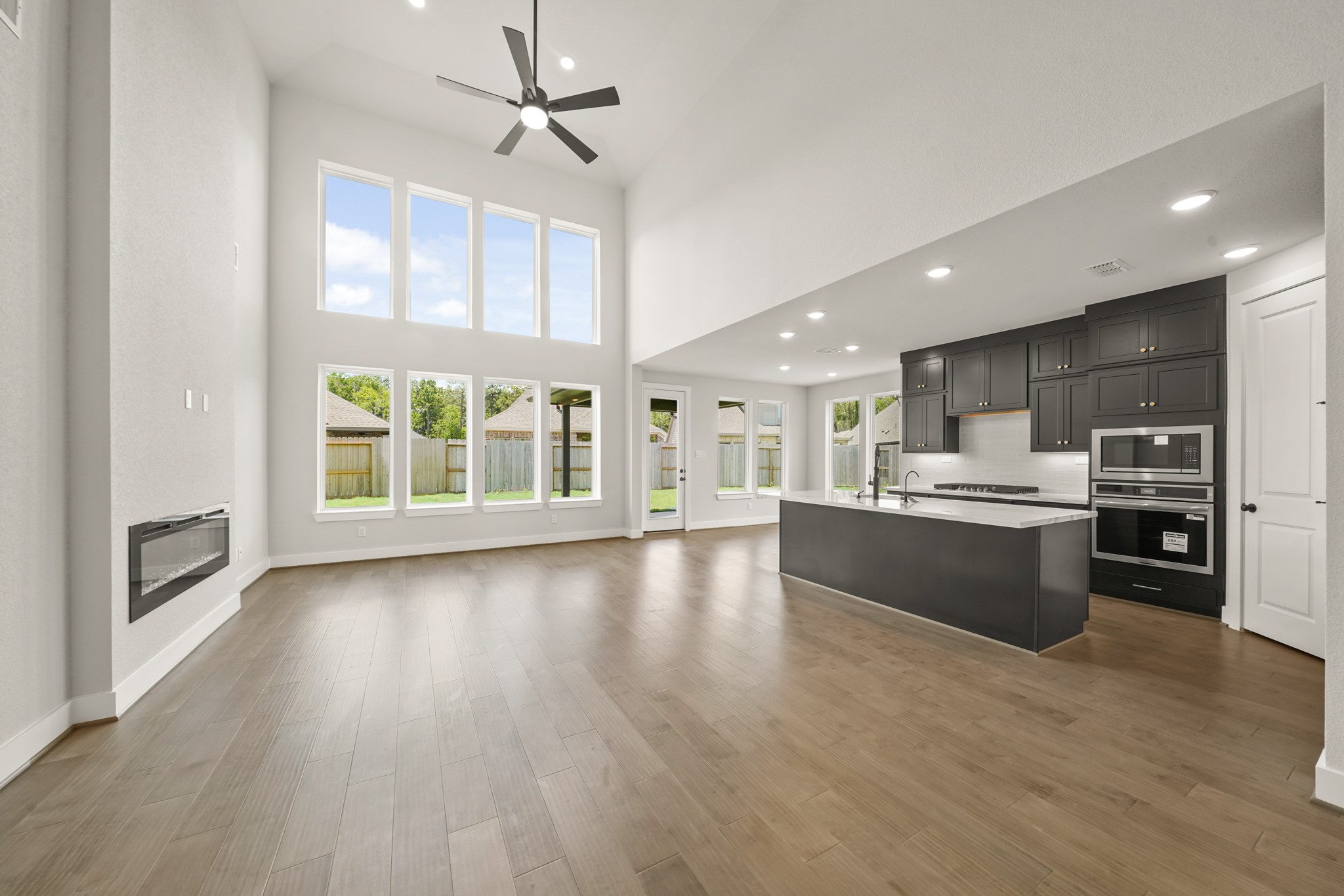 9438 Pacific Crest Court Property Photo 8