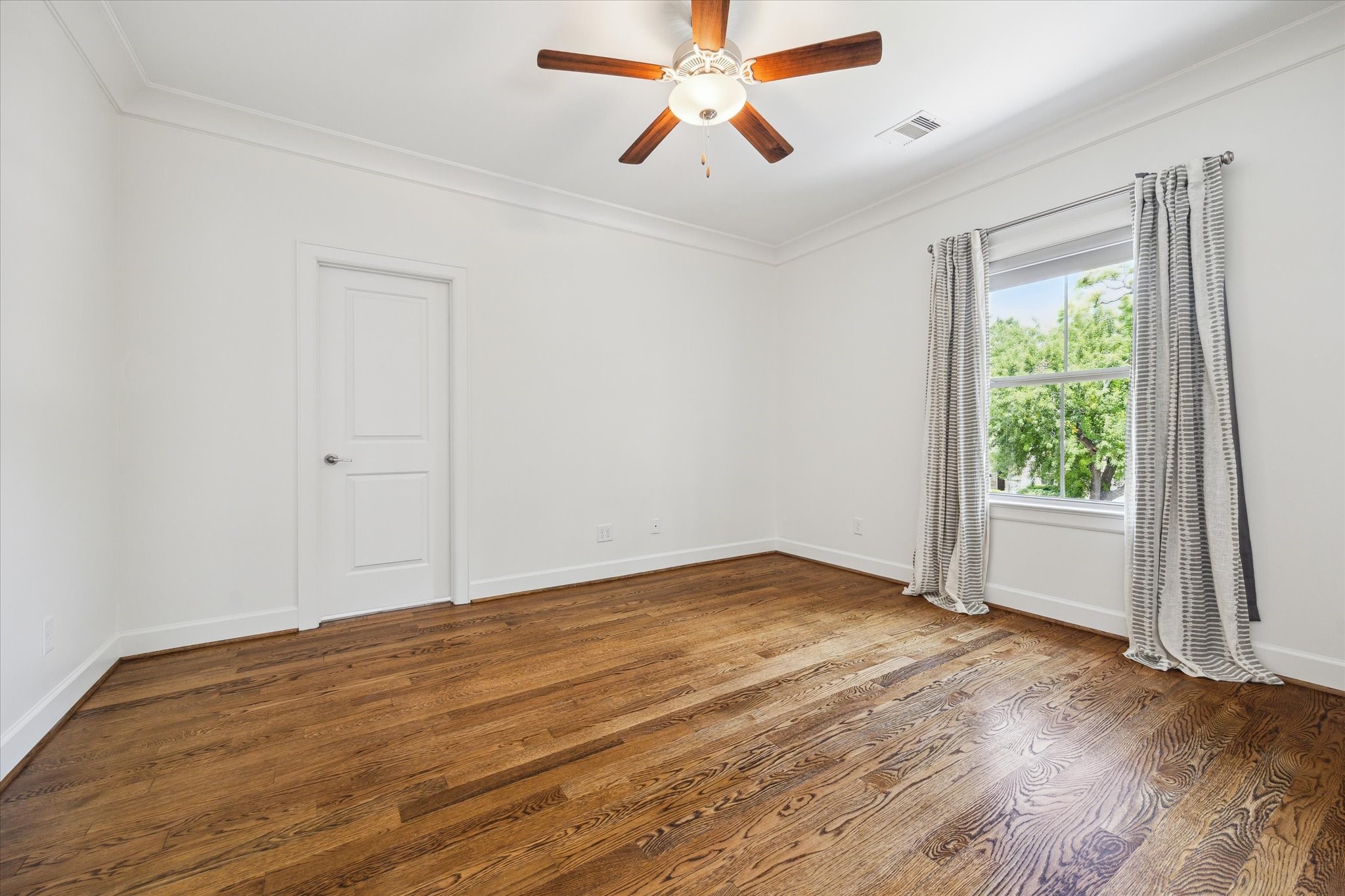 1729 Wakefield Drive Property Photo 24