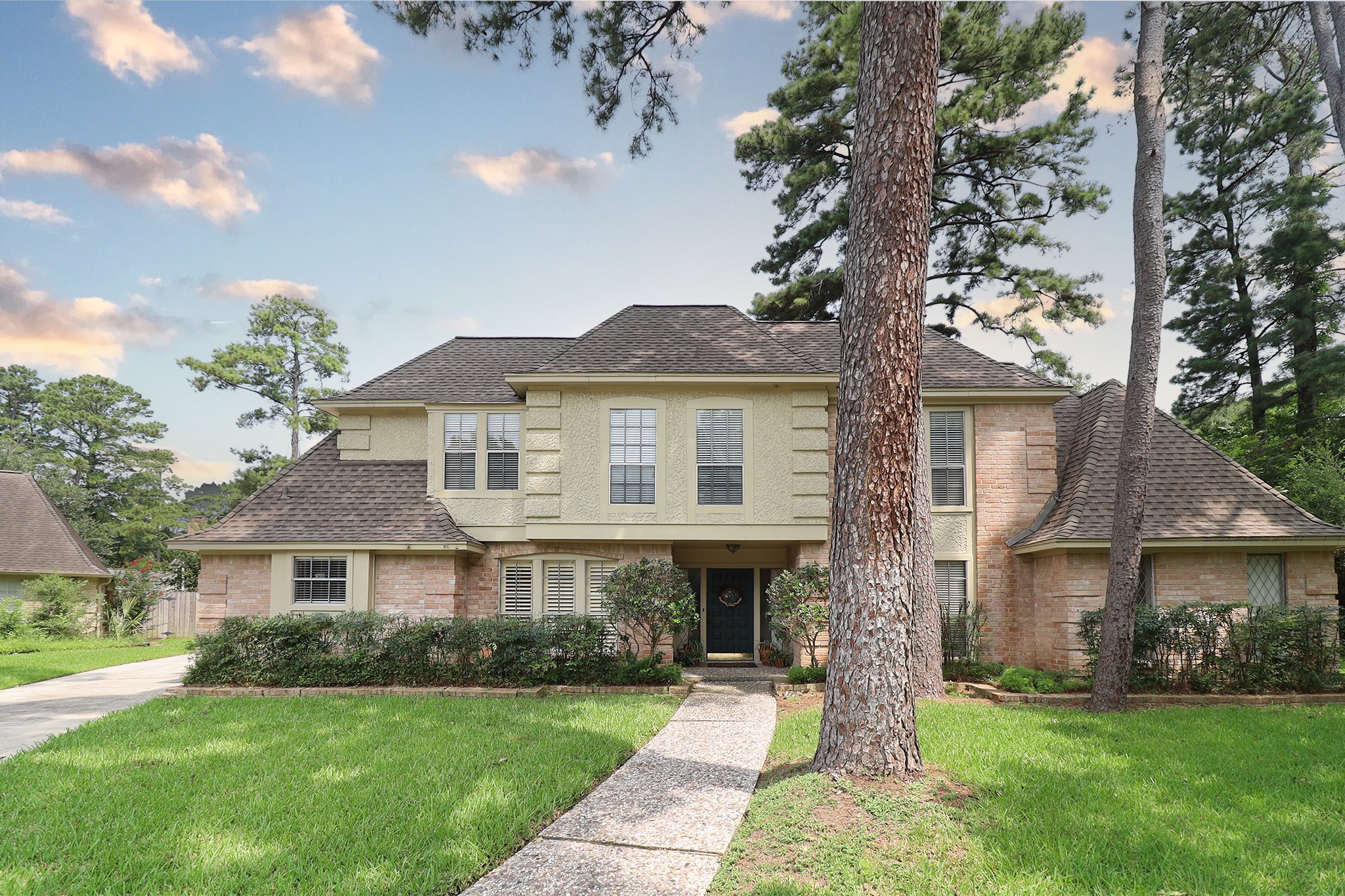 5522 Glenmere Lane Property Photo 1