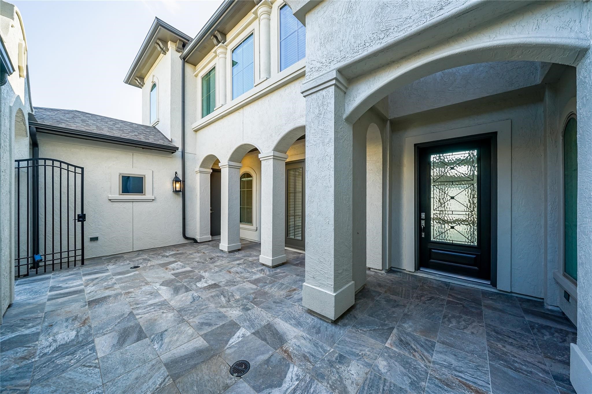 11803 Dalhousie Drive Property Photo 6
