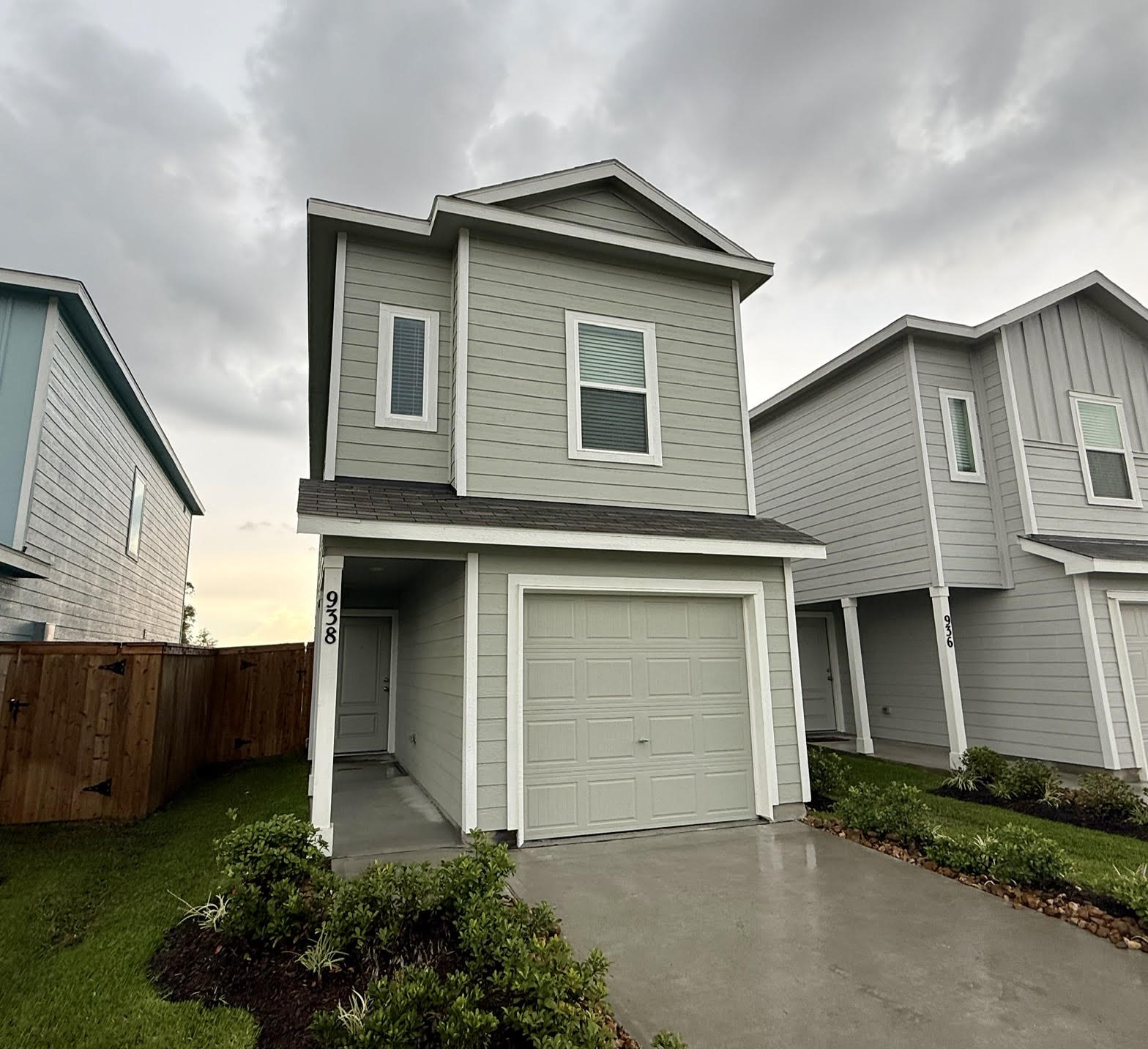 938 Pertuso Ln Property Photo 1
