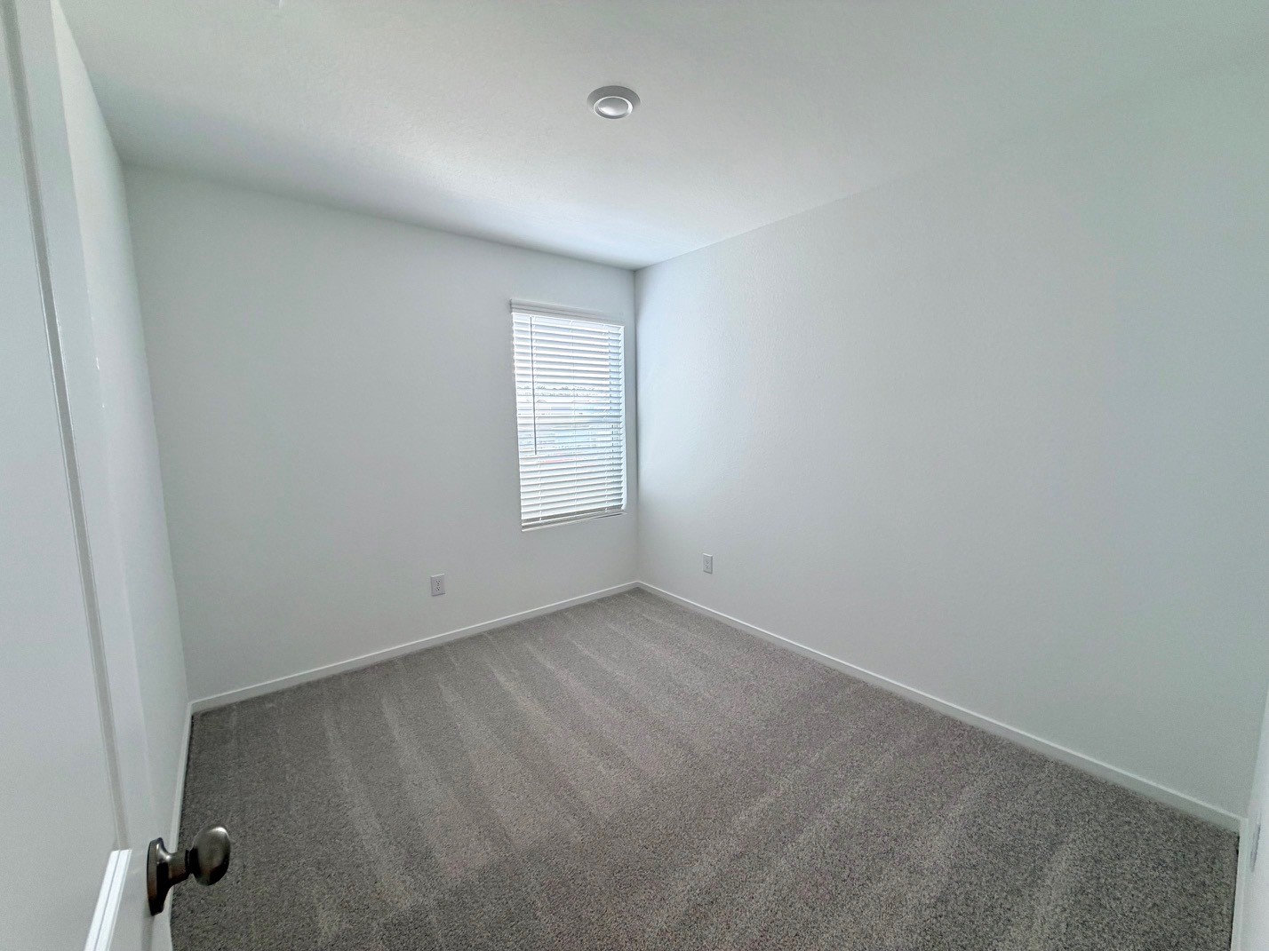 938 Pertuso Ln Property Photo 9