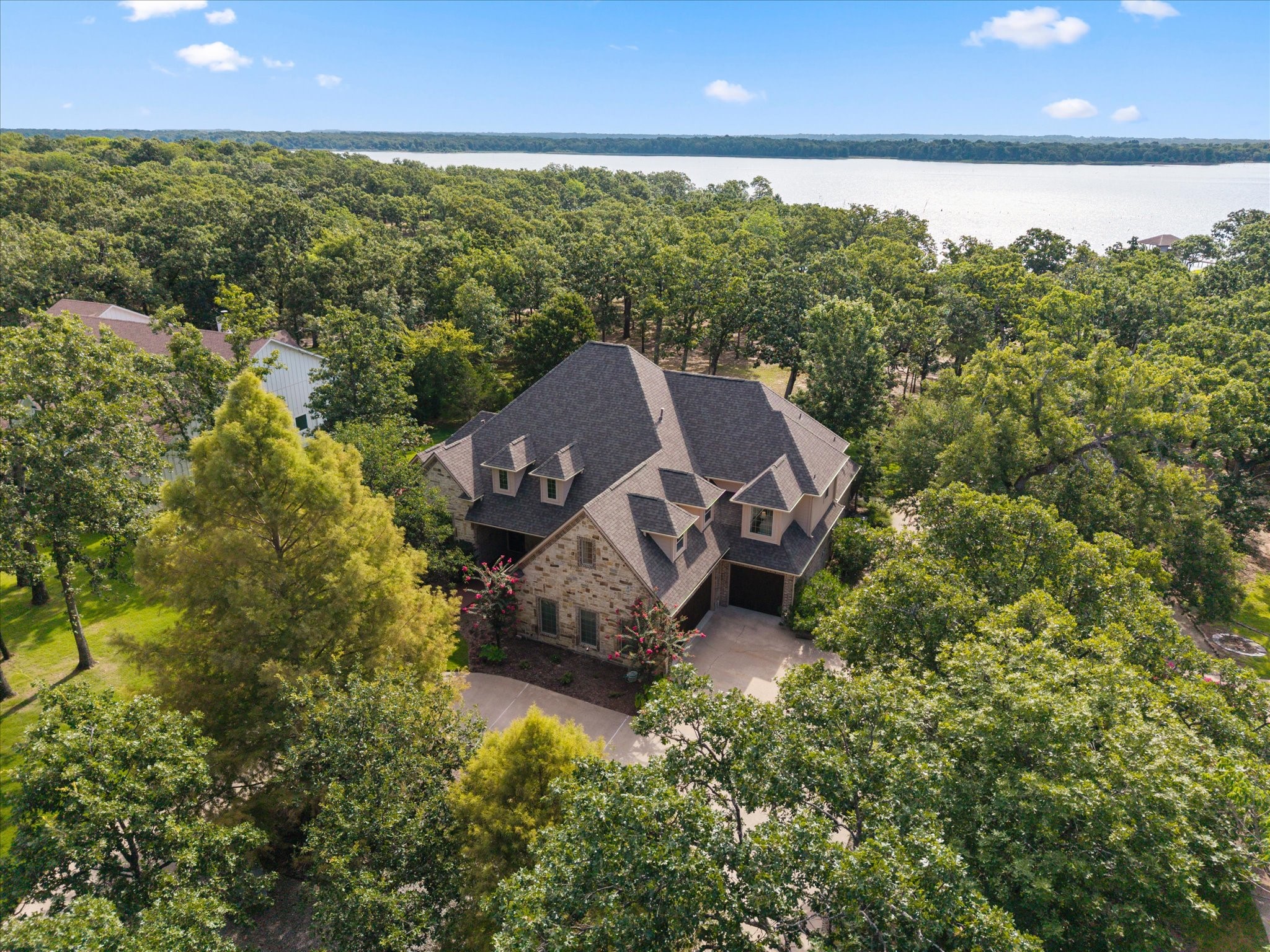 940 Private Road 5980