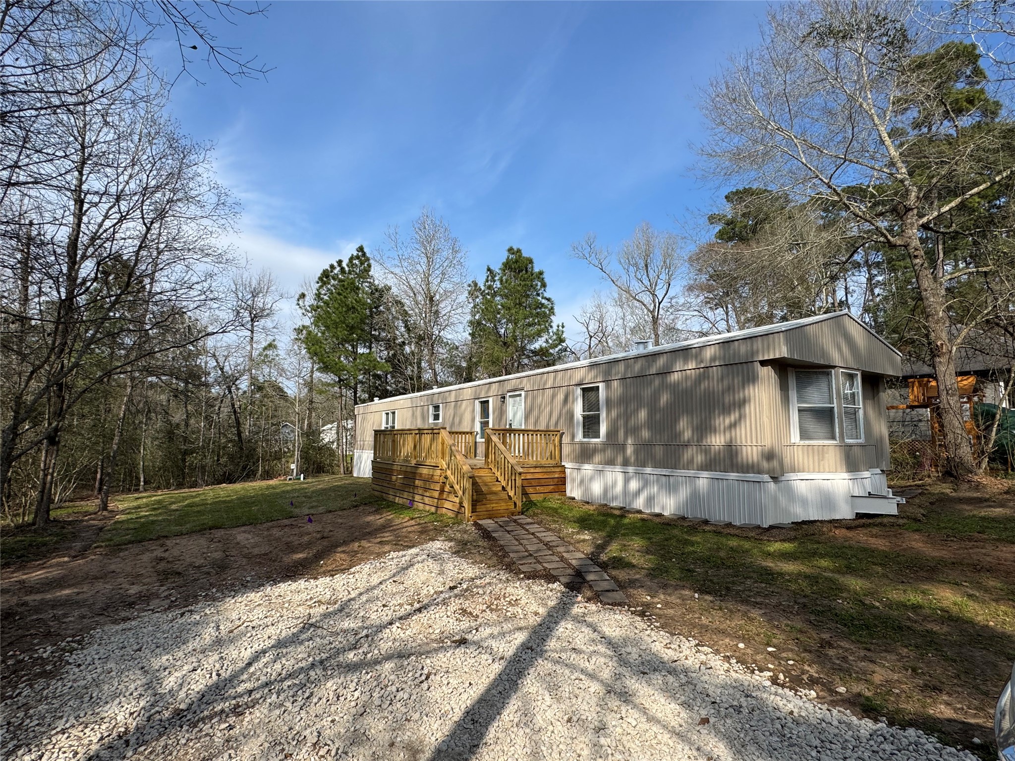 15840 Lowell Property Photo 1