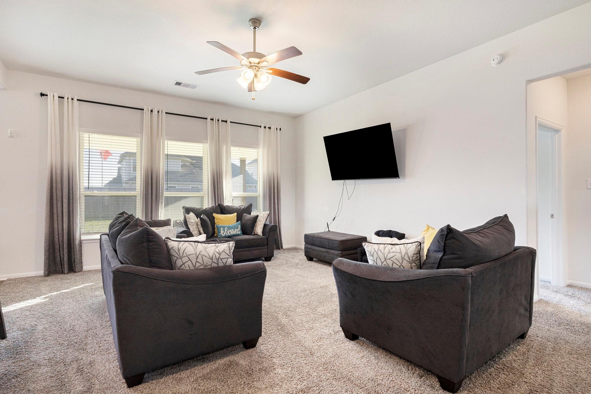 24311 Huntcliff Drive Property Photo 6