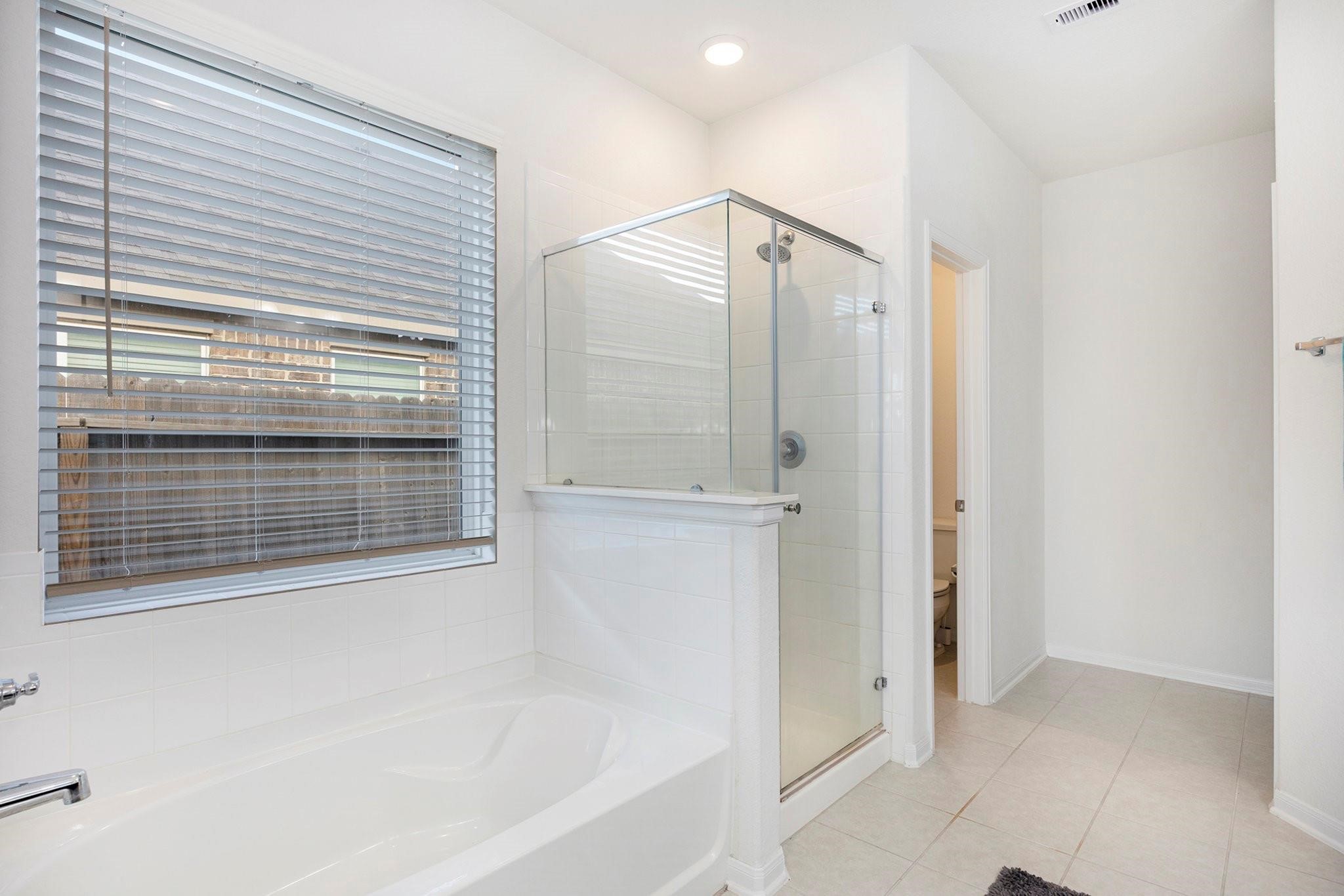24311 Huntcliff Drive Property Photo 21