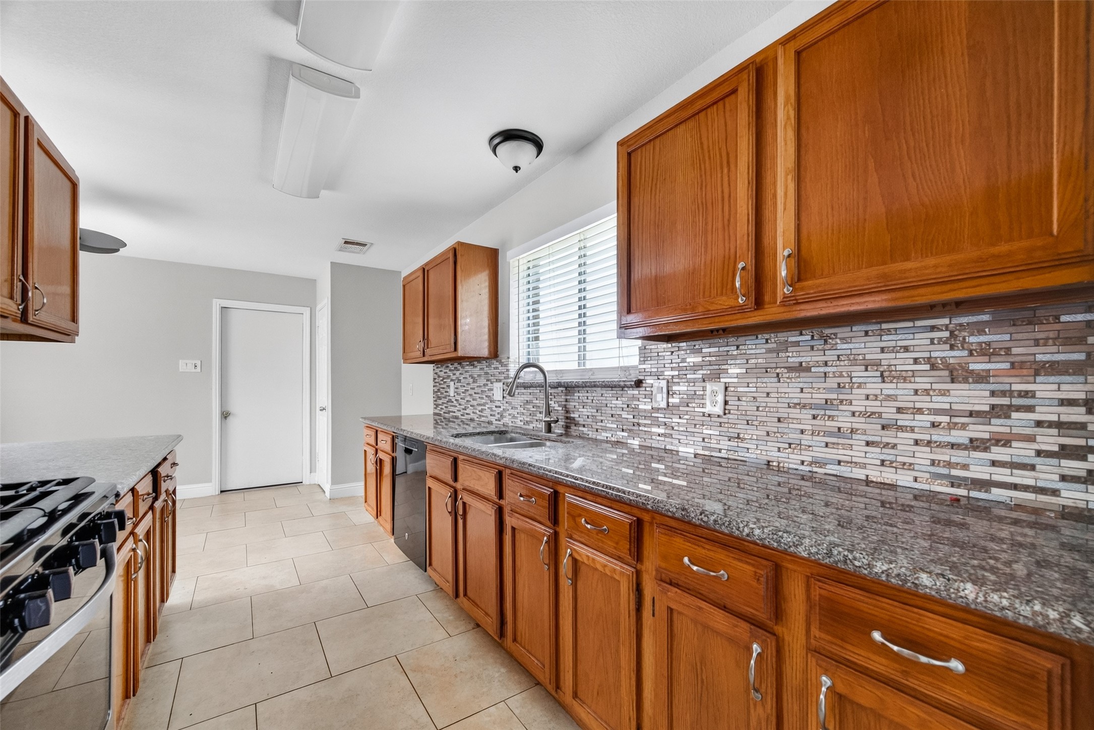 3218 Tynemeadow Court Property Photo 17