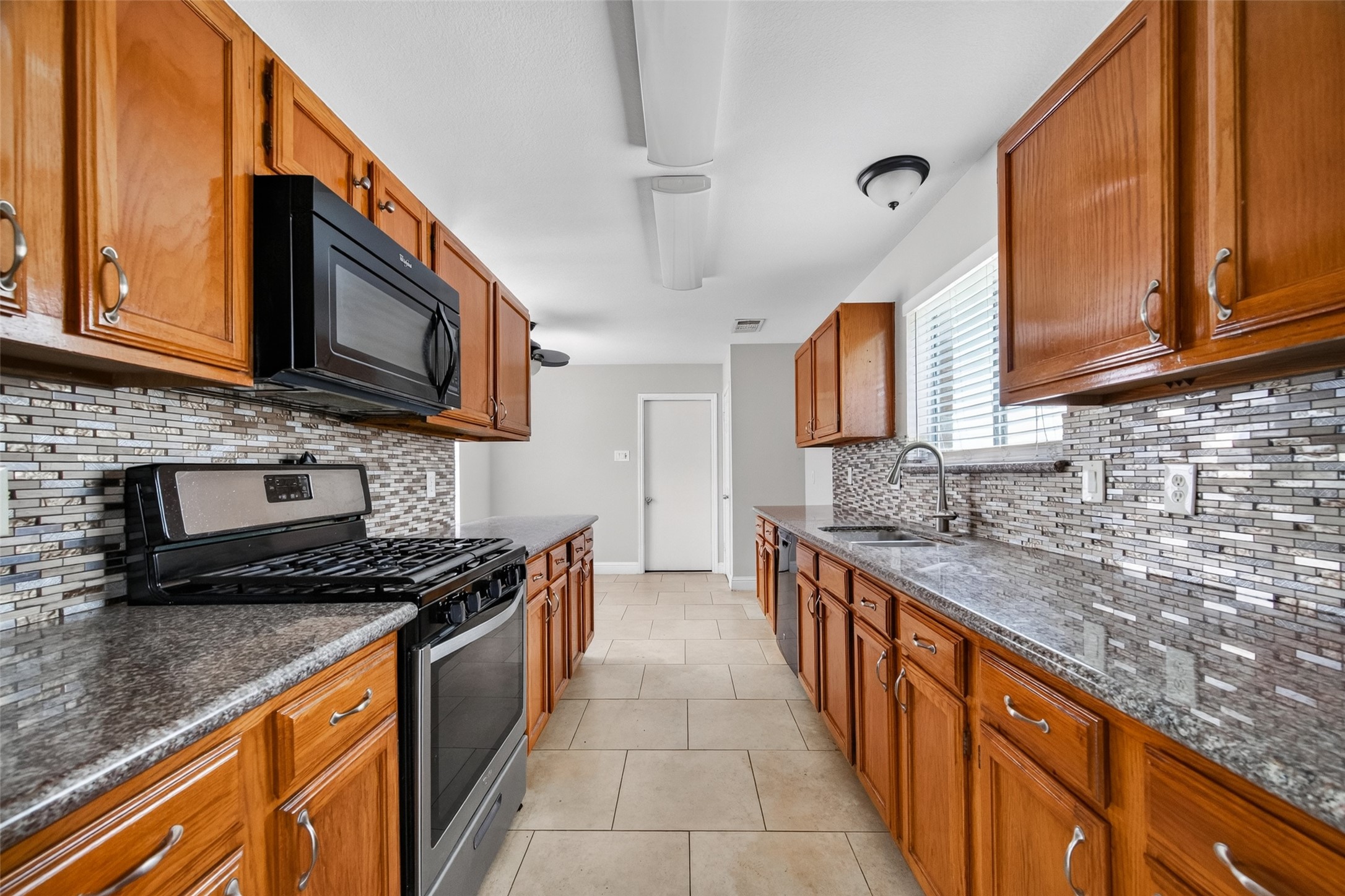 3218 Tynemeadow Court Property Photo 18
