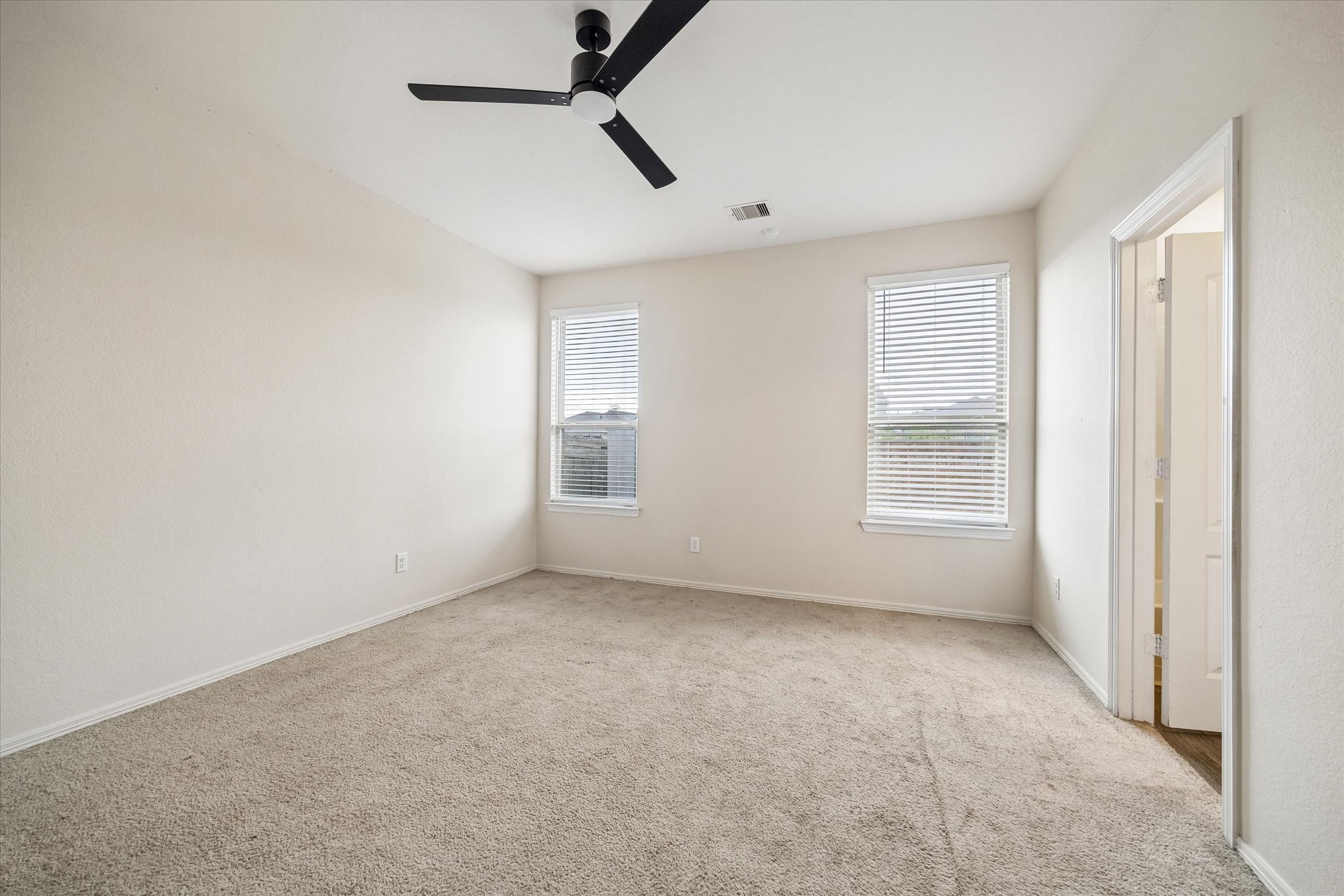 9735 Raisbeck Property Photo 18