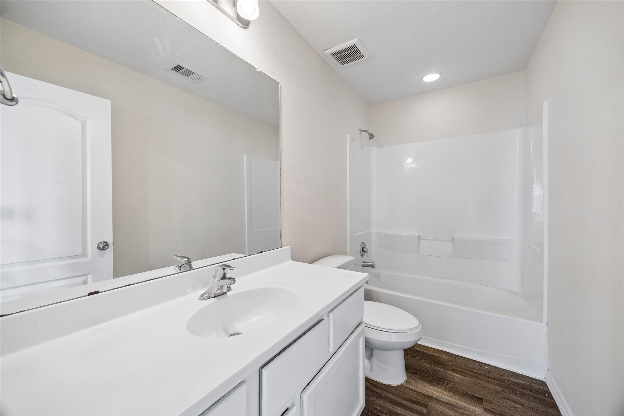 9735 Raisbeck Property Photo 28