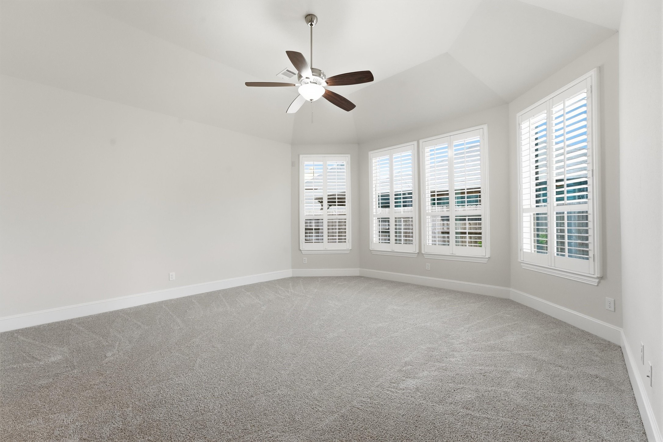 9952 Downey Emerald Drive Property Photo 36