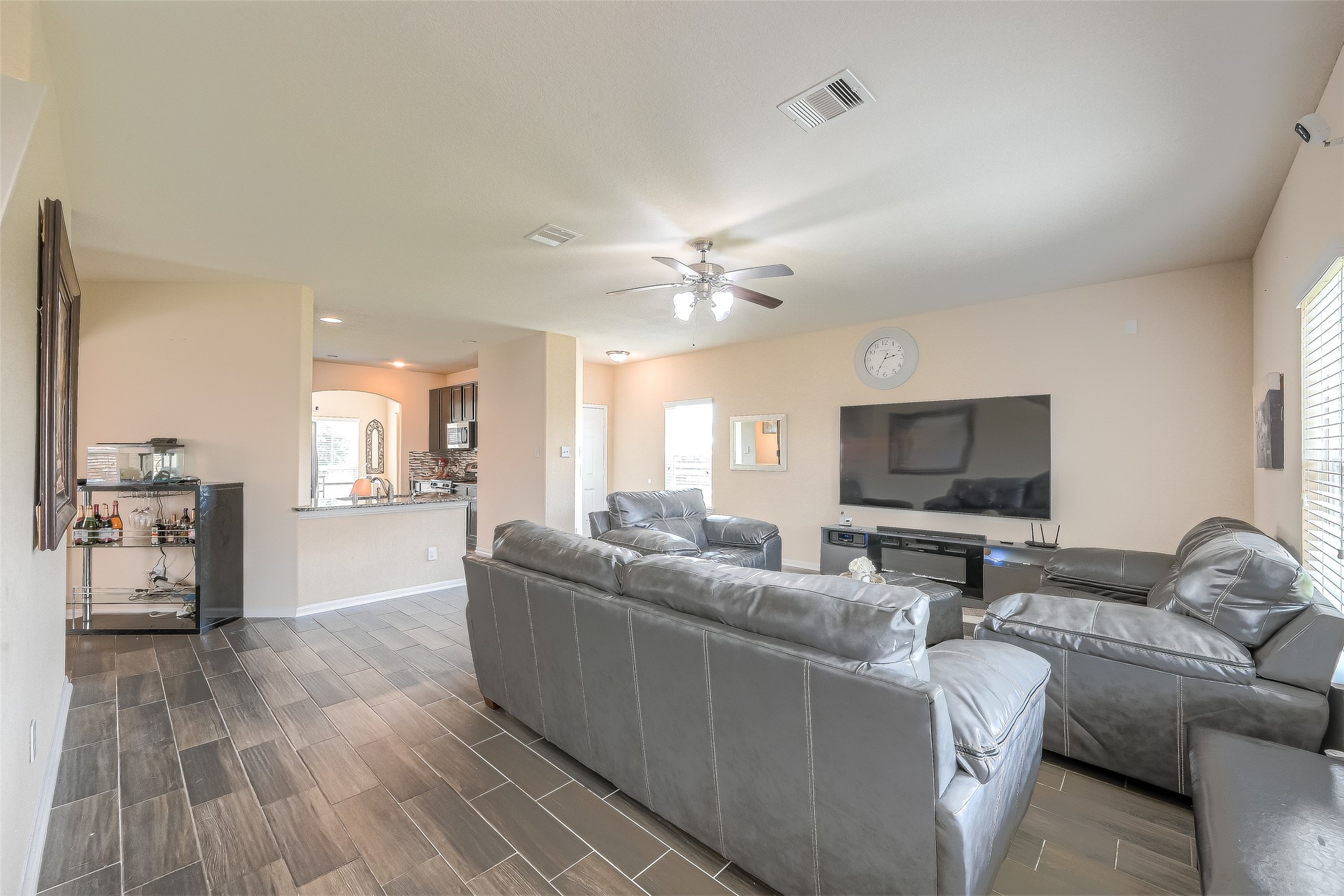 3030 Currier Court Property Photo 6