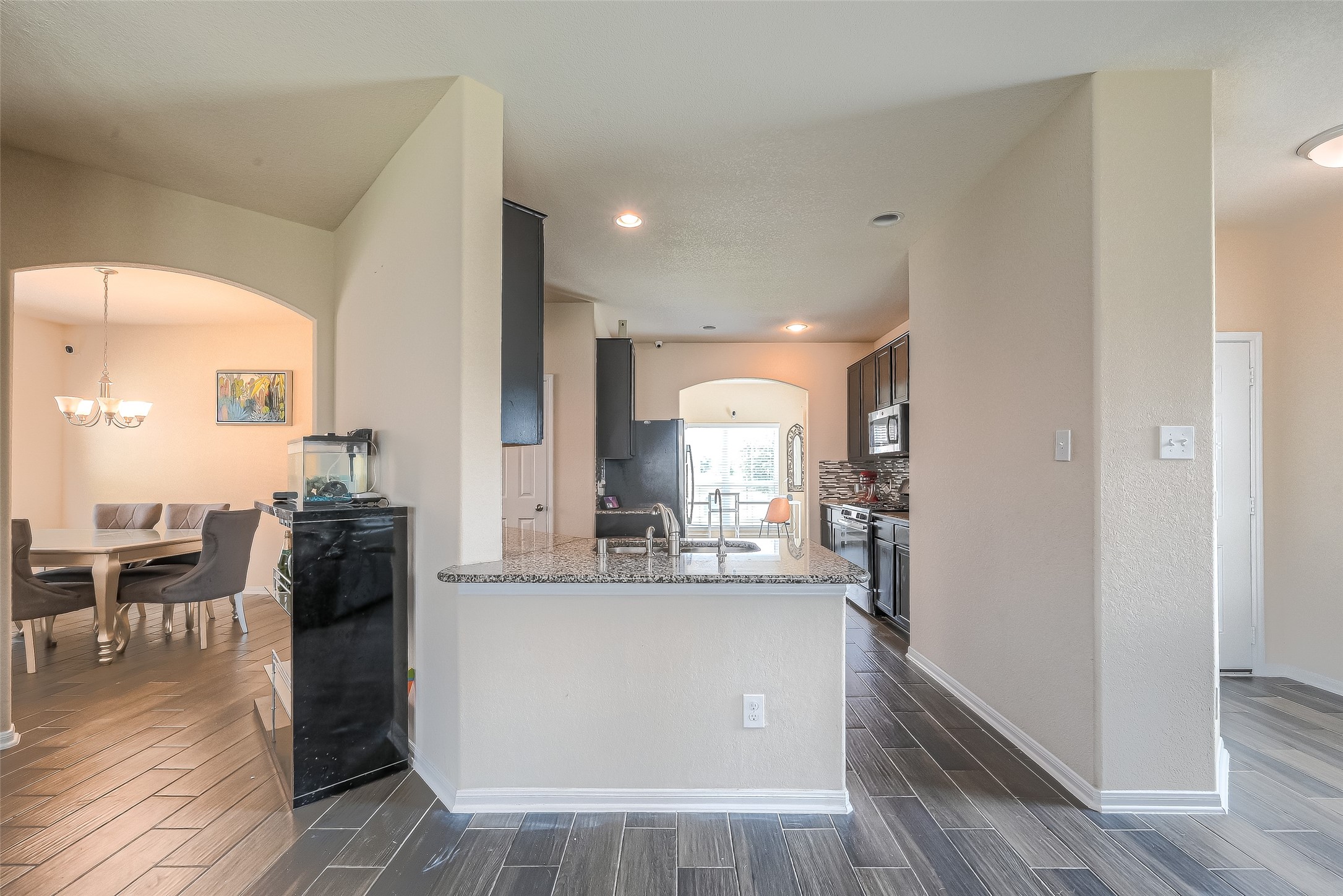 3030 Currier Court Property Photo 8