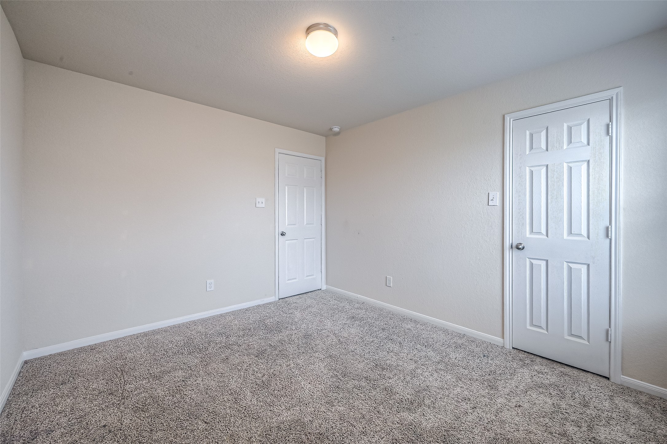 3030 Currier Court Property Photo 22