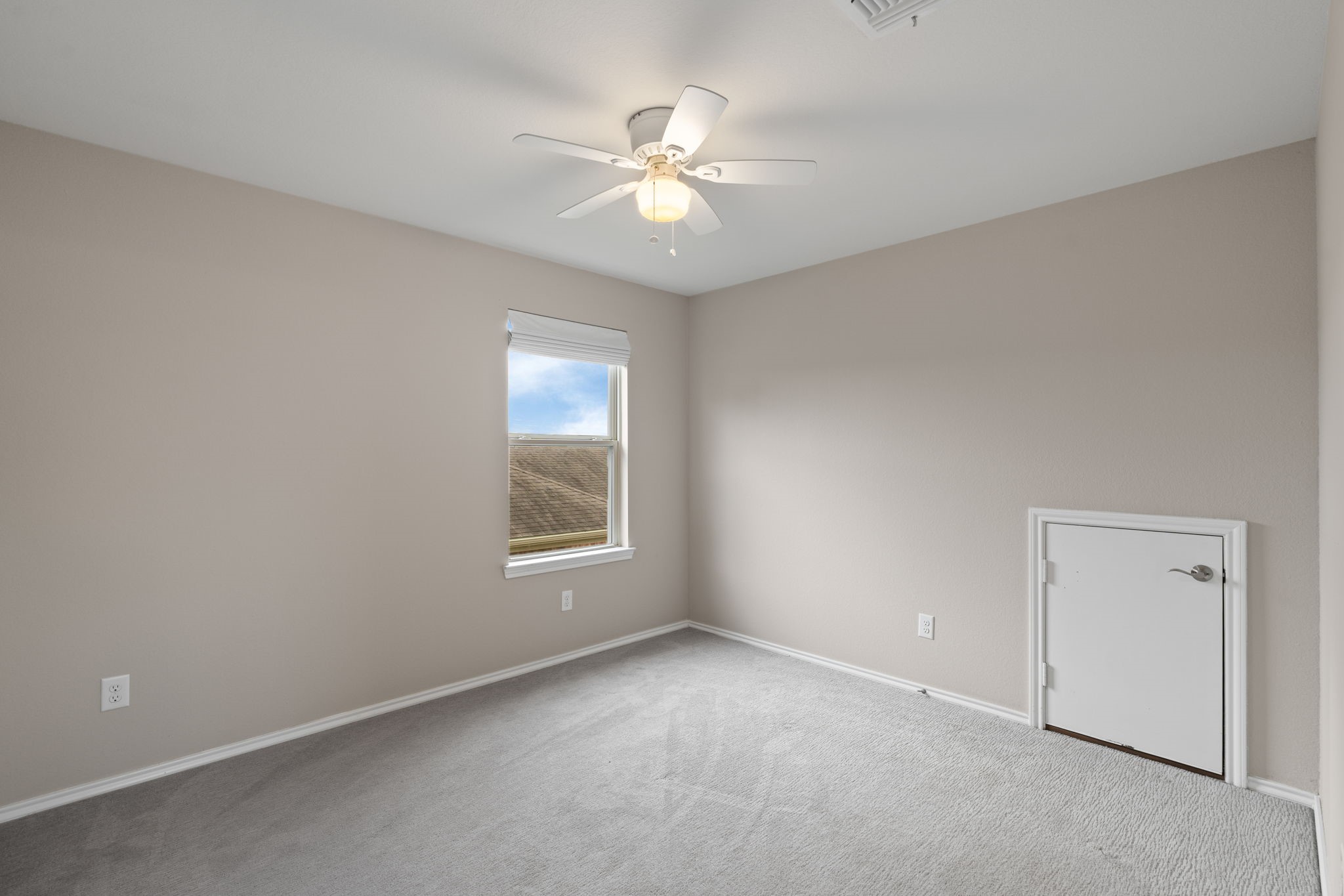 3242 Golden Eagle Way Property Photo 31