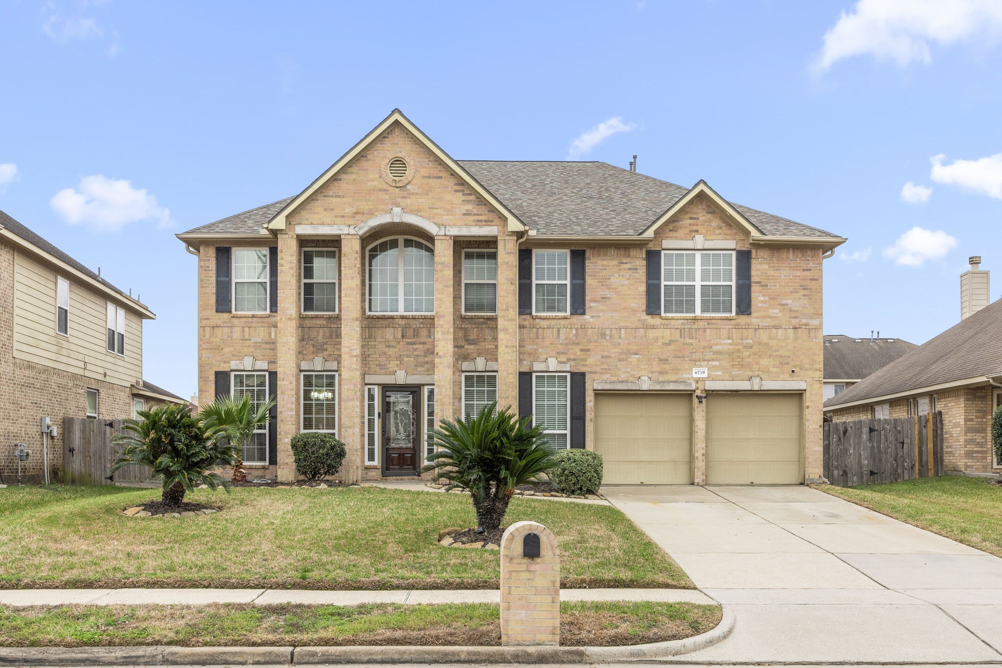 6719 Latchmore Lane Property Photo 1