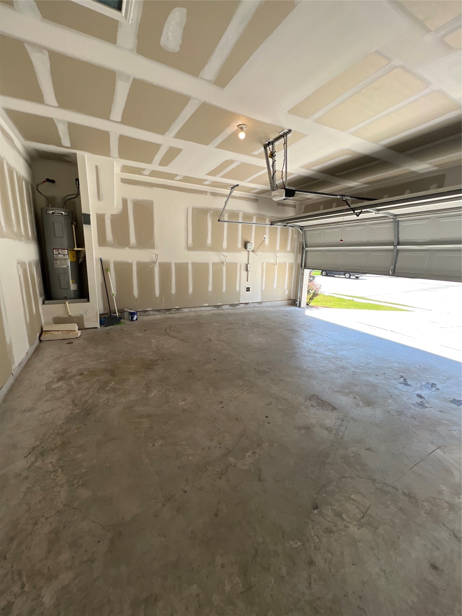 4410 Rushing Ridge Court Property Photo 6