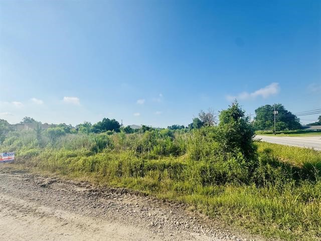 9015 Oak Vista Dr Property Photo 2