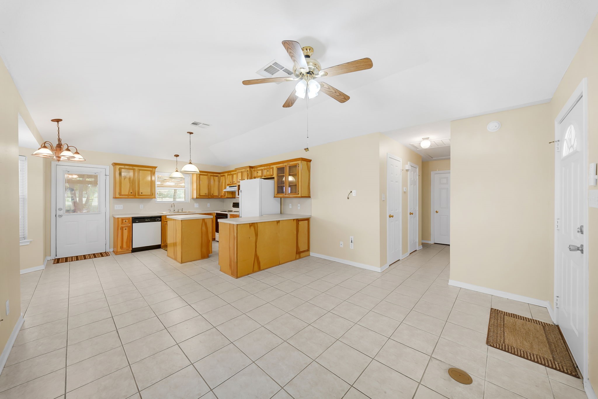 11950 N Ridgeway Drive Property Photo 6
