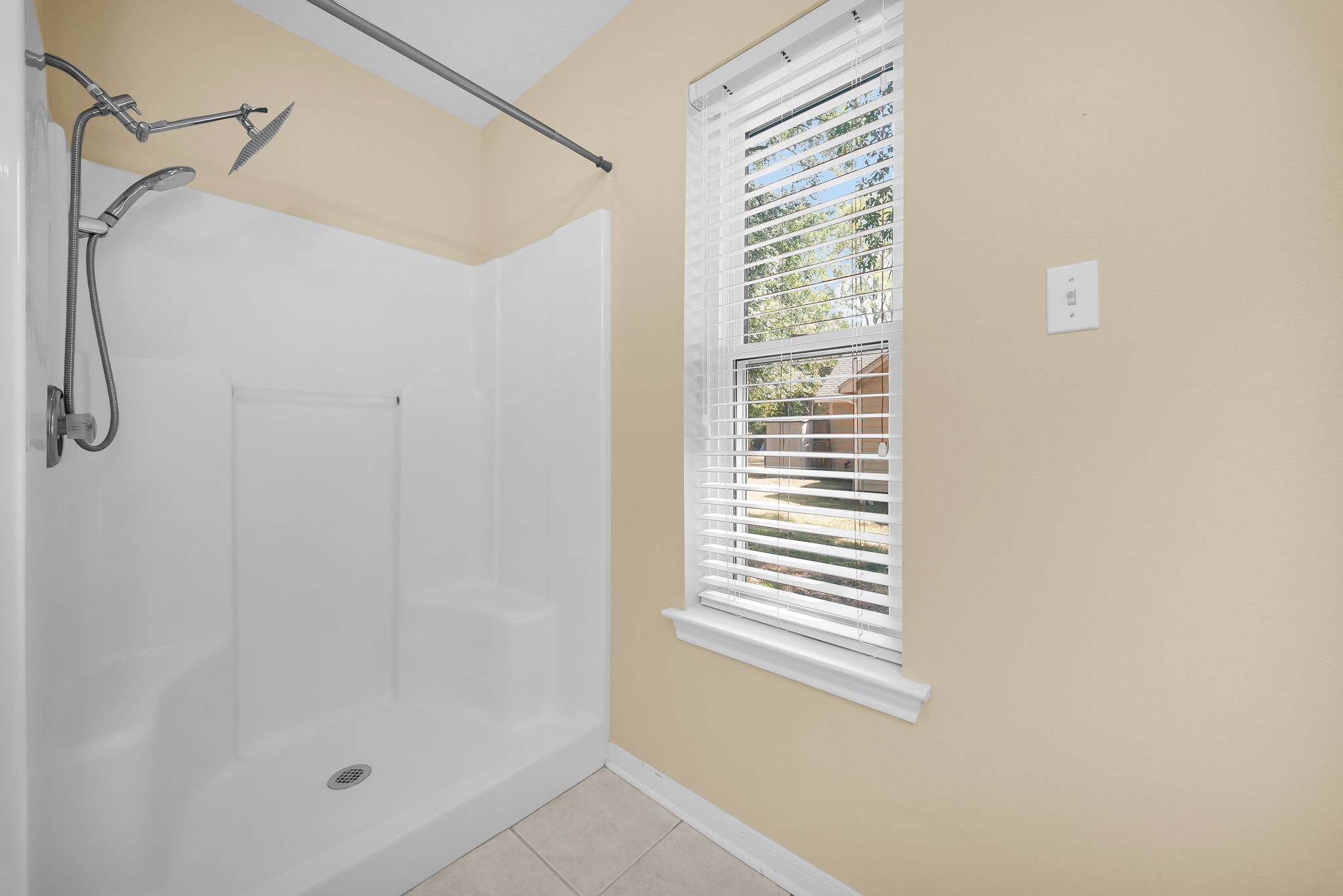 11950 N Ridgeway Drive Property Photo 11