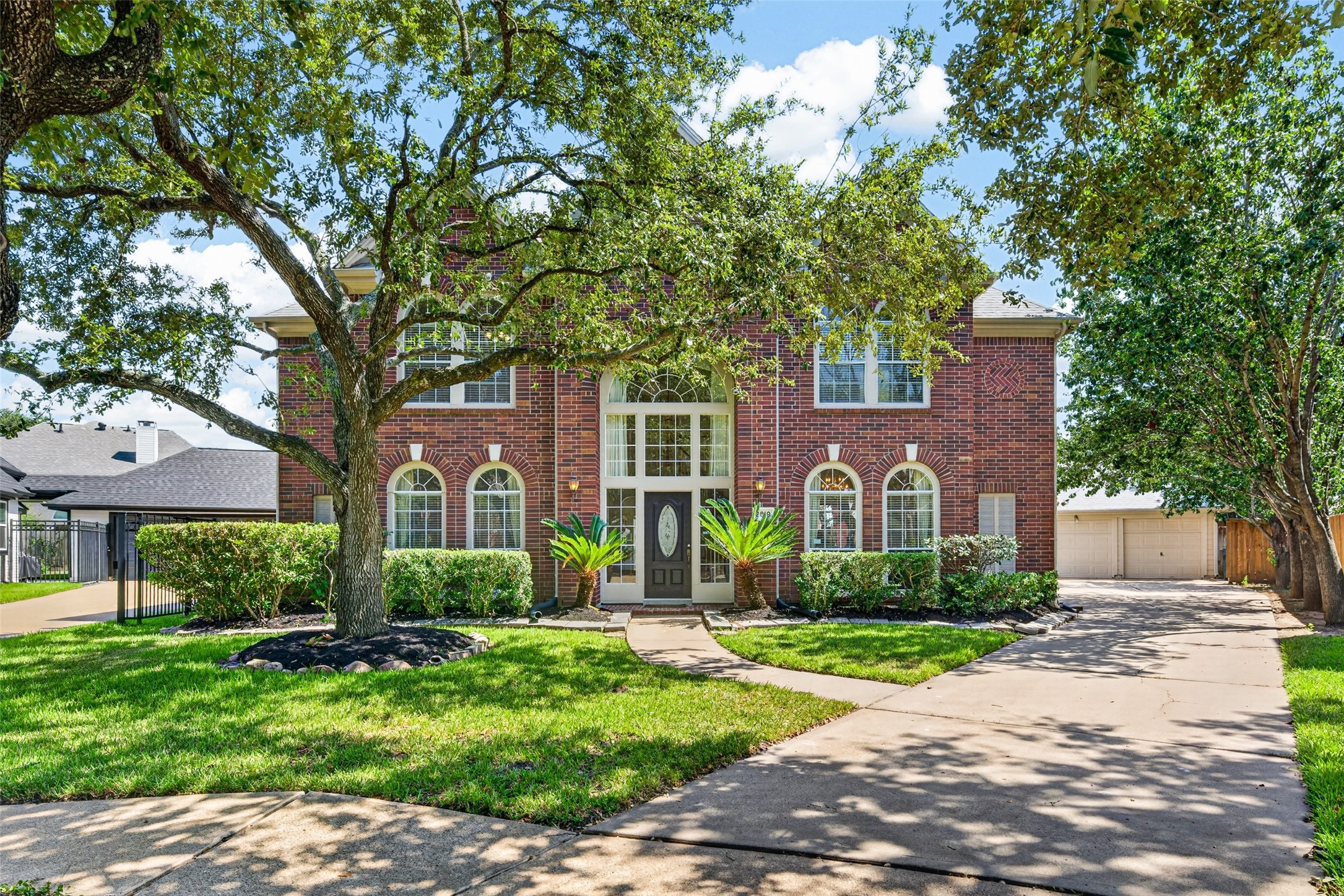 2819 Gray Moss Court Property Photo 1