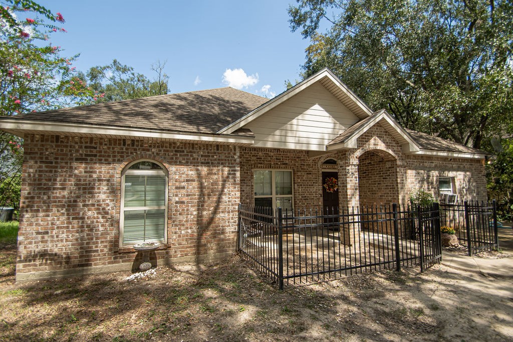 271 E Chance Road Property Photo 1