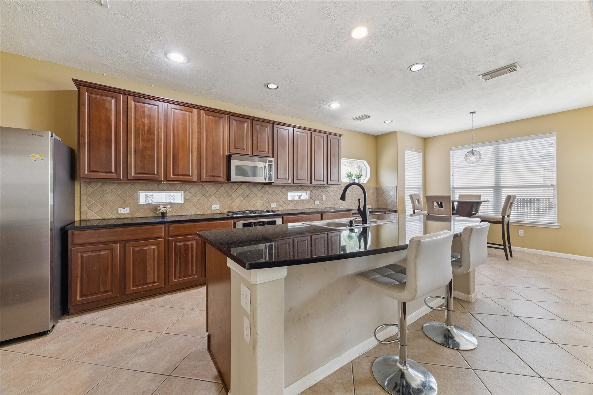 6306 Amelia Springs Drive Property Photo 15