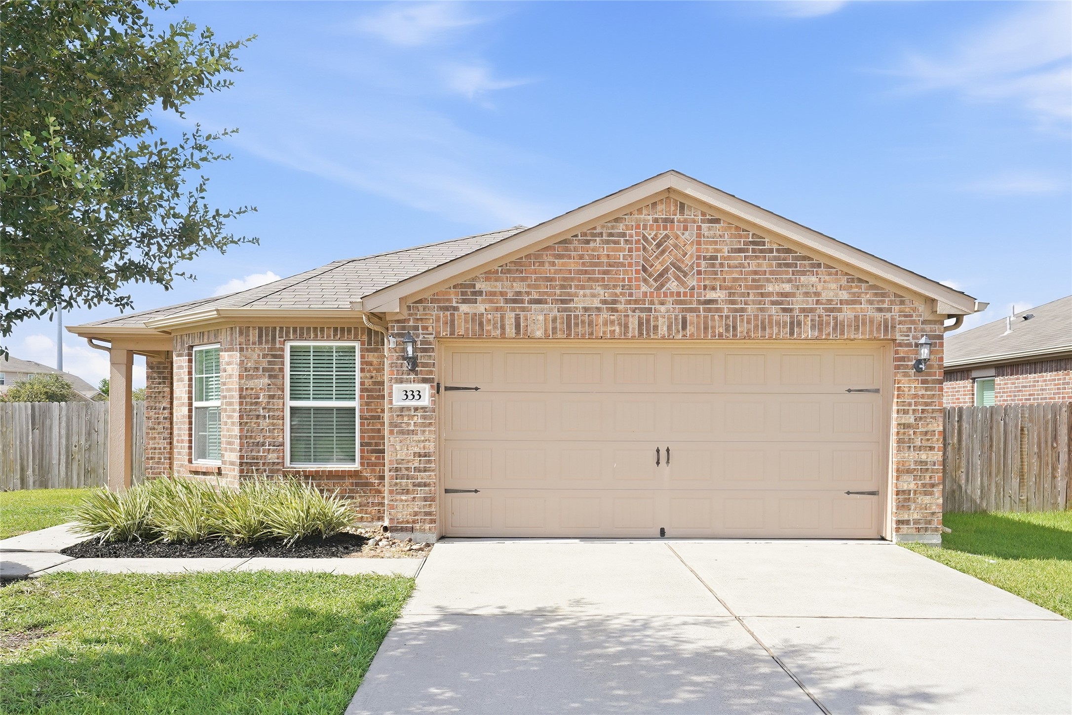 333 Summer Horse Drive Property Photo 1