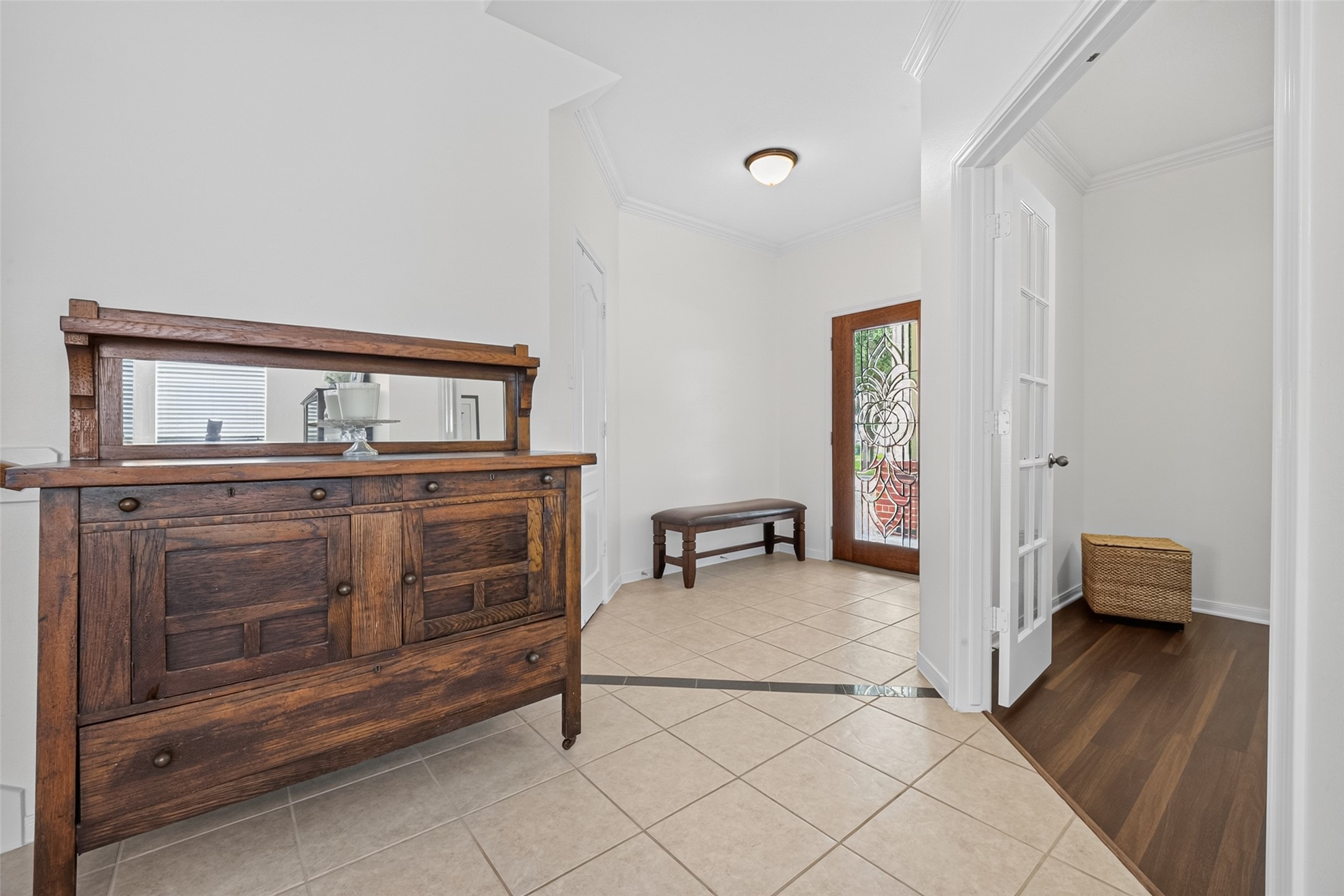 10826 Redstone Court Property Photo 6