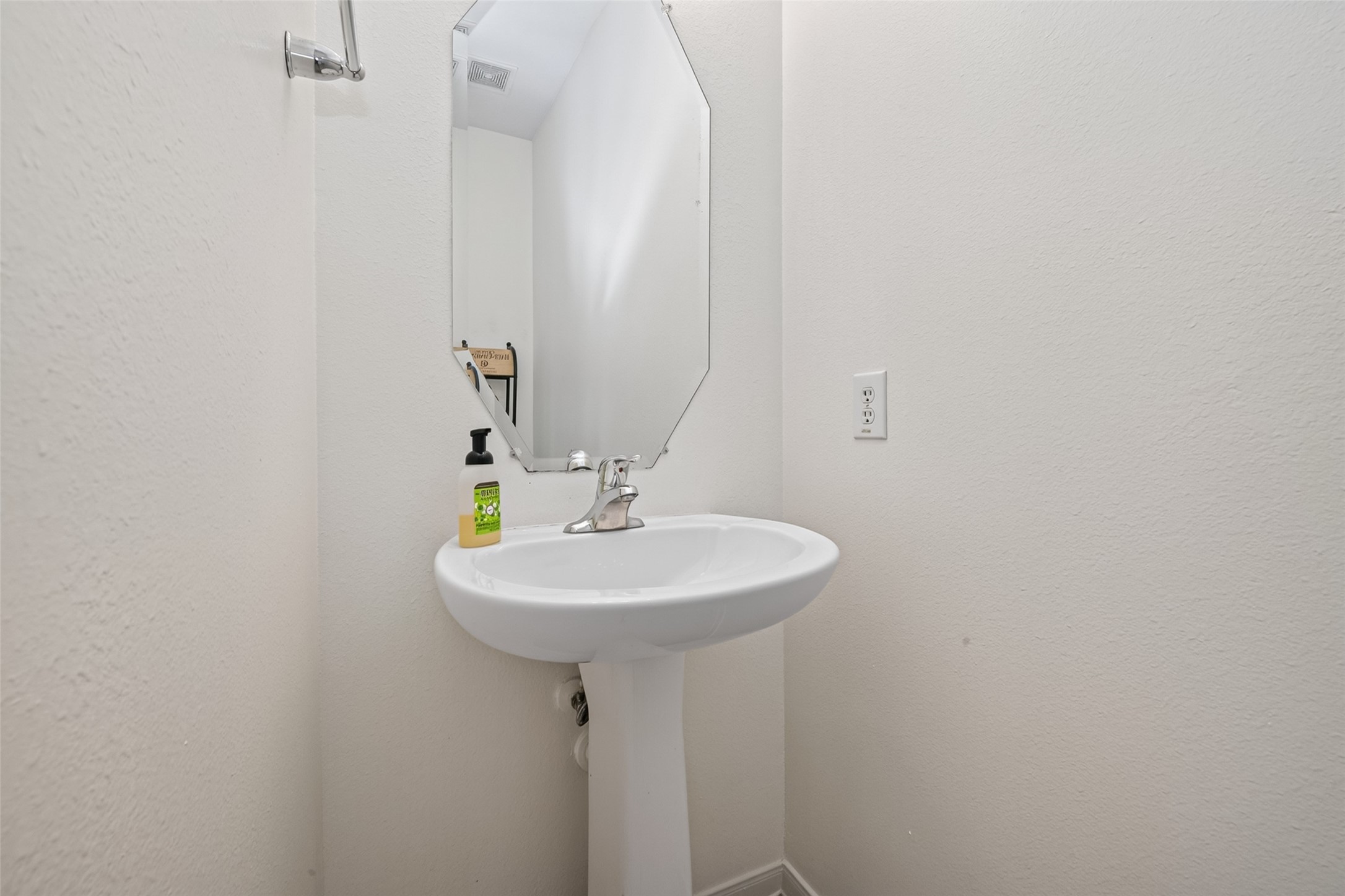 10826 Redstone Court Property Photo 19