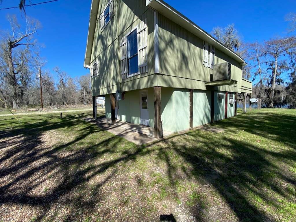 201 Ferguson Drive Property Photo 4