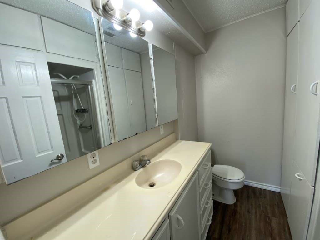 201 Ferguson Drive Property Photo 16