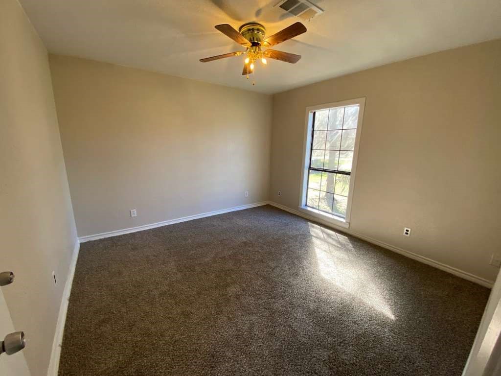 201 Ferguson Drive Property Photo 17