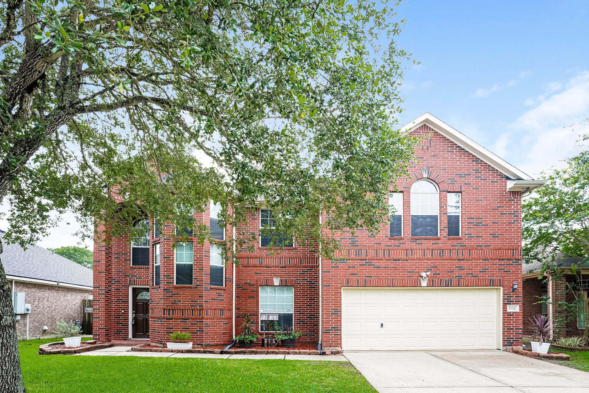 1122 Chase Park Drive Property Photo 1