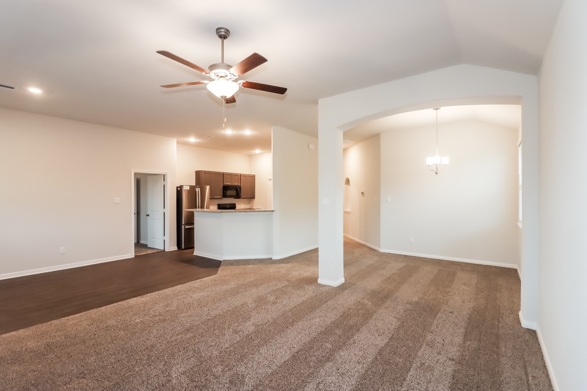 26020 Babe Ruth Drive Property Photo 3