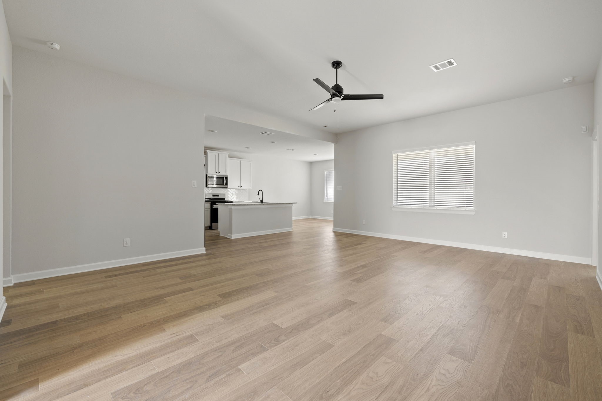 14004 Starboard Reach Drive Property Photo 4