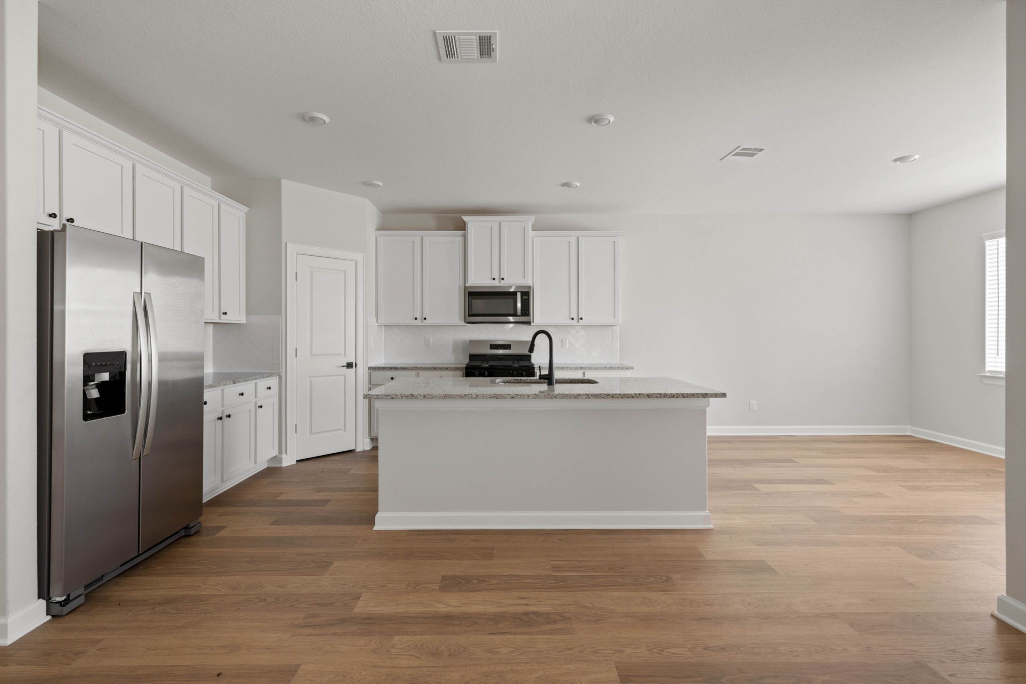 14004 Starboard Reach Drive Property Photo 5