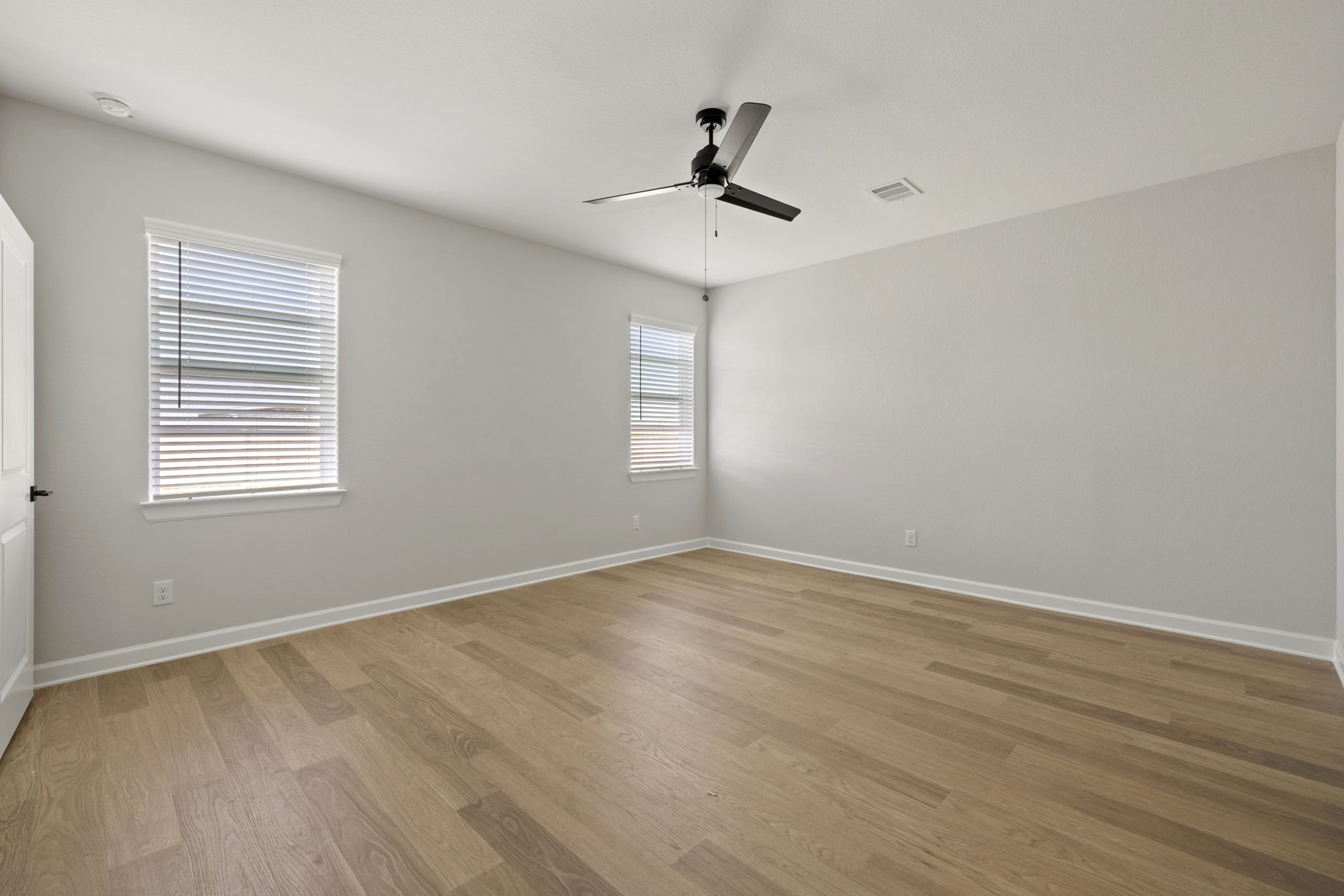 14004 Starboard Reach Drive Property Photo 8