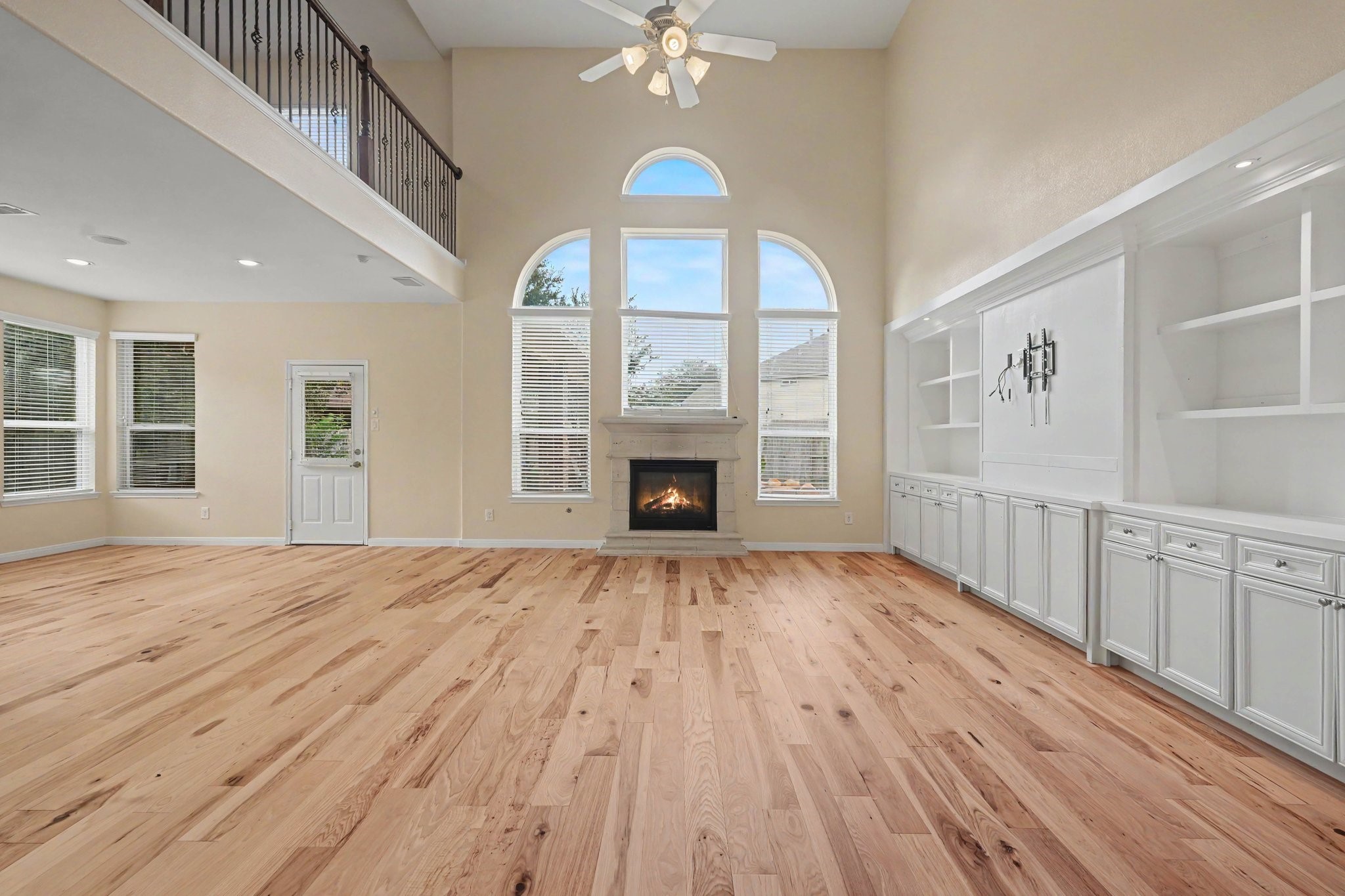 19507 Salt Grass Meadow Drive Property Photo 11
