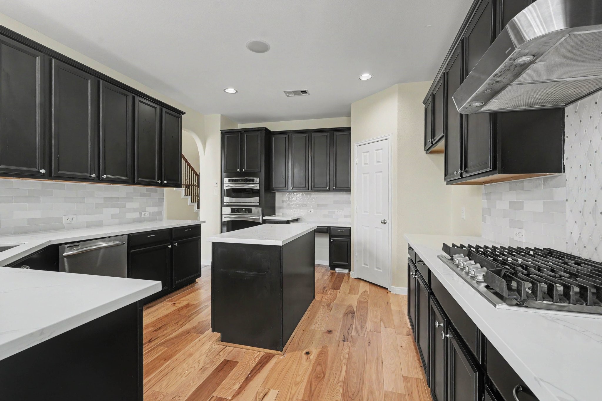 19507 Salt Grass Meadow Drive Property Photo 16