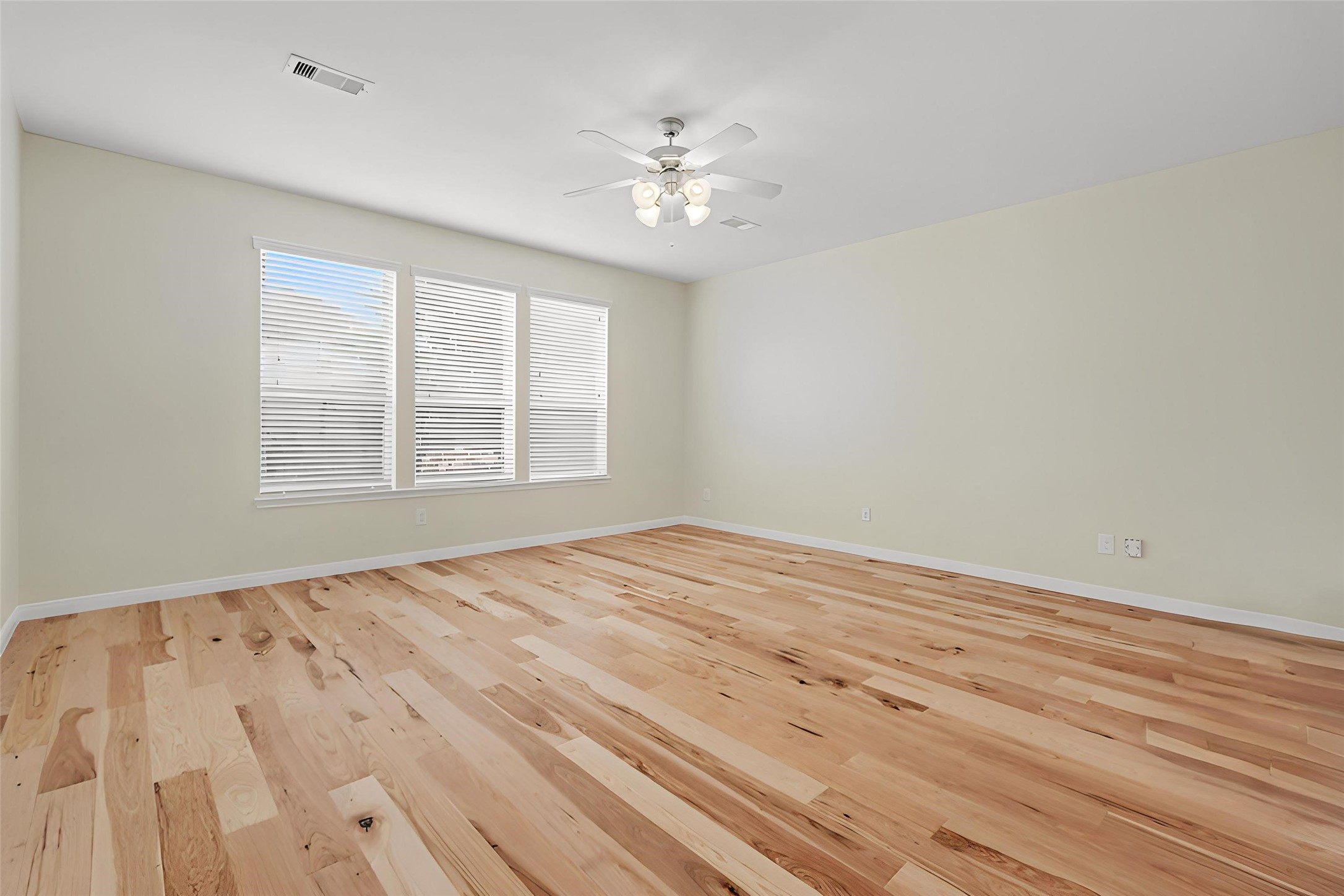 19507 Salt Grass Meadow Drive Property Photo 23