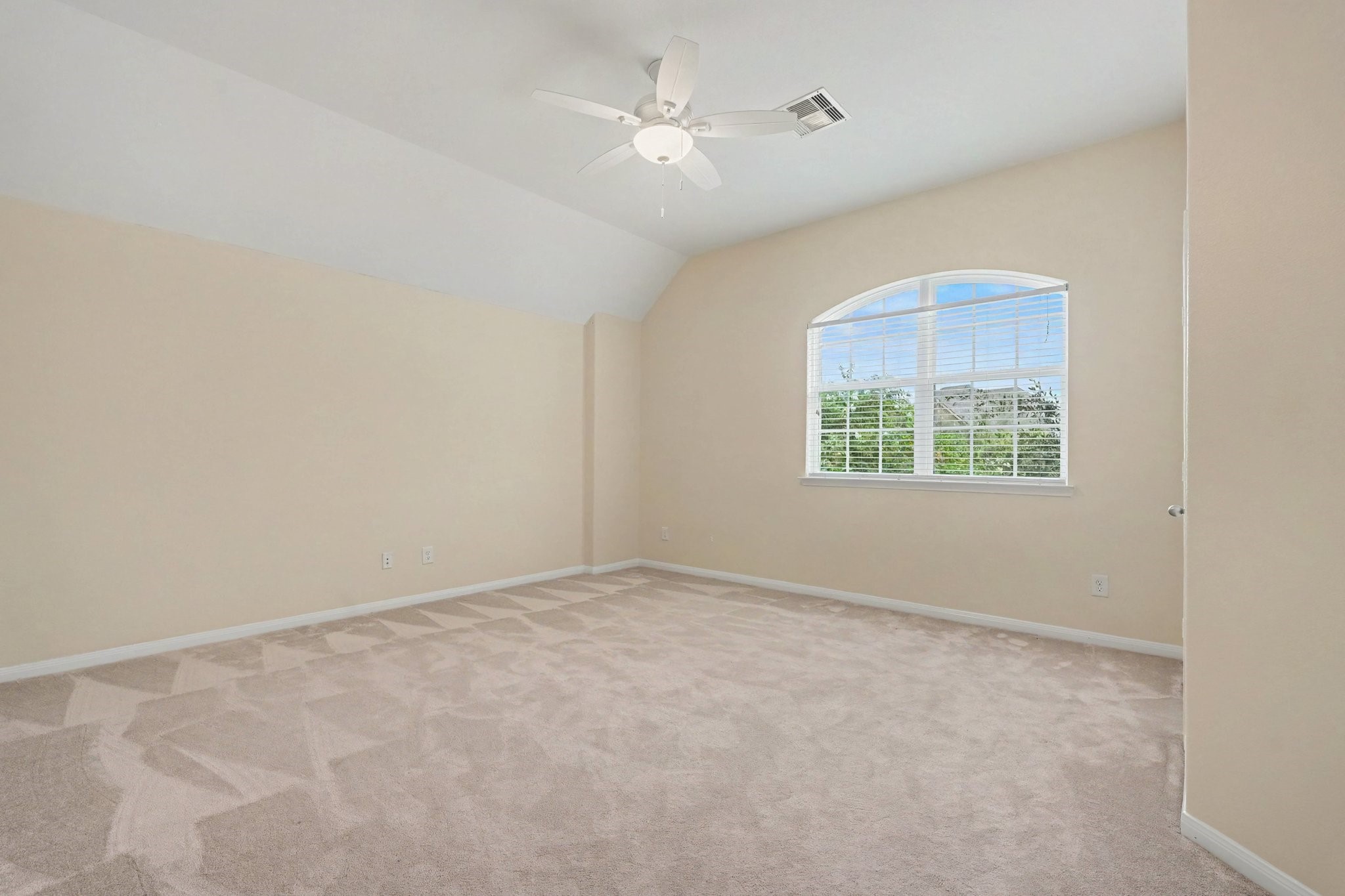 19507 Salt Grass Meadow Drive Property Photo 39