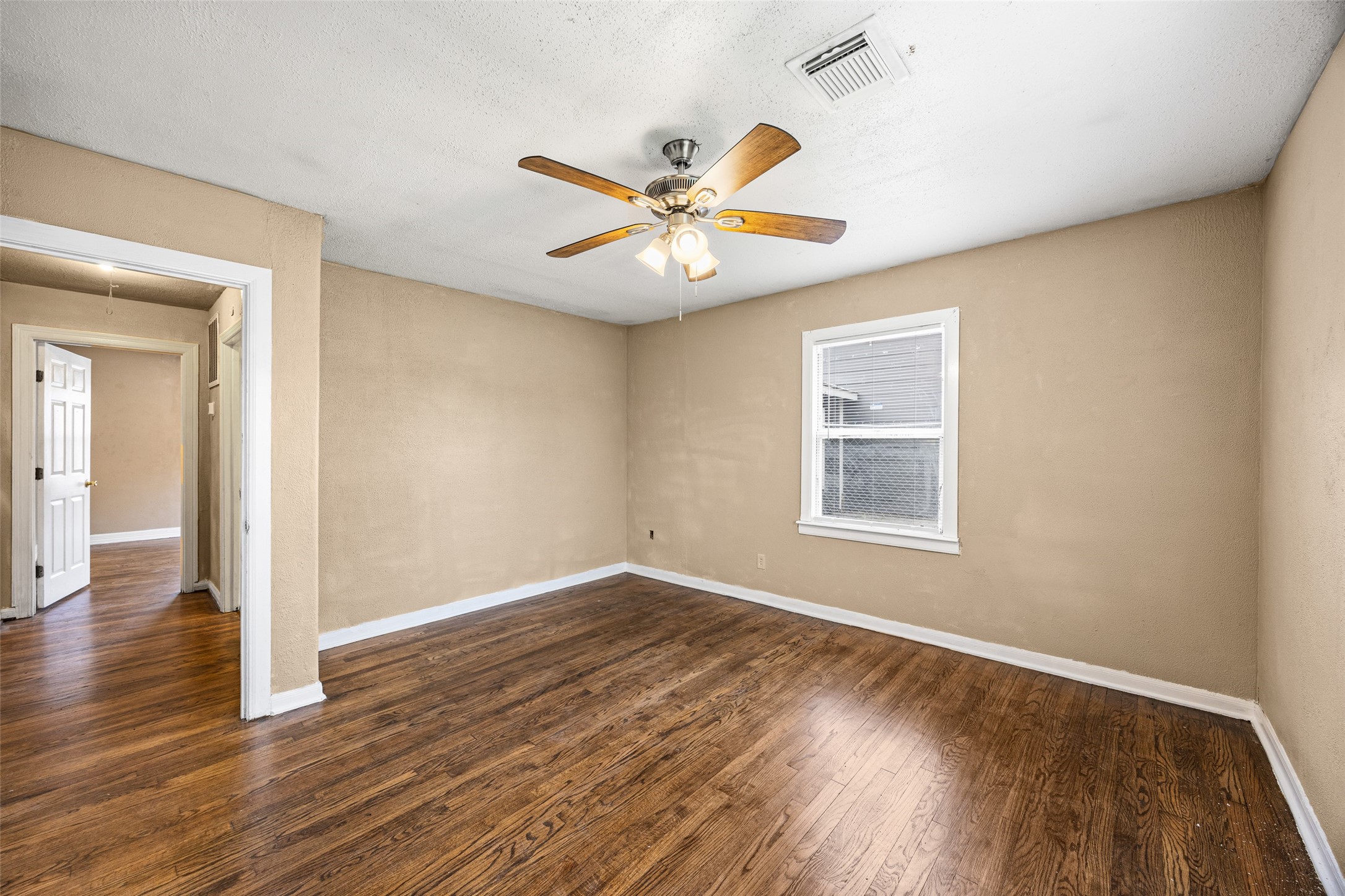 5419 Firefly Avenue Property Photo 15