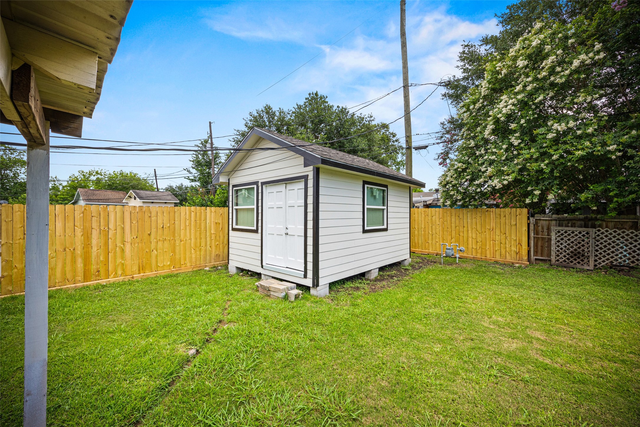 5419 Firefly Avenue Property Photo 19