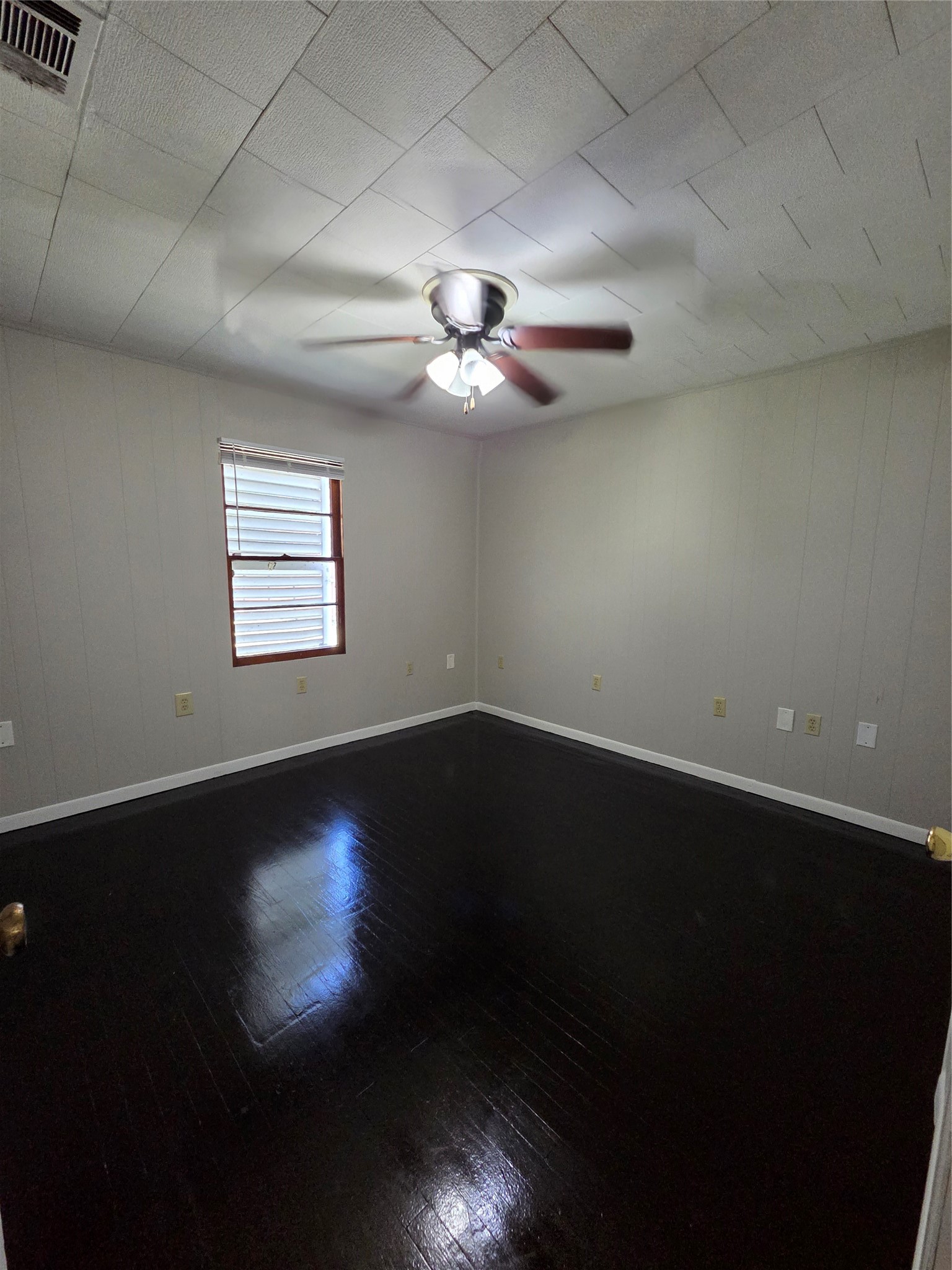 122 S Willow Street Property Photo 12