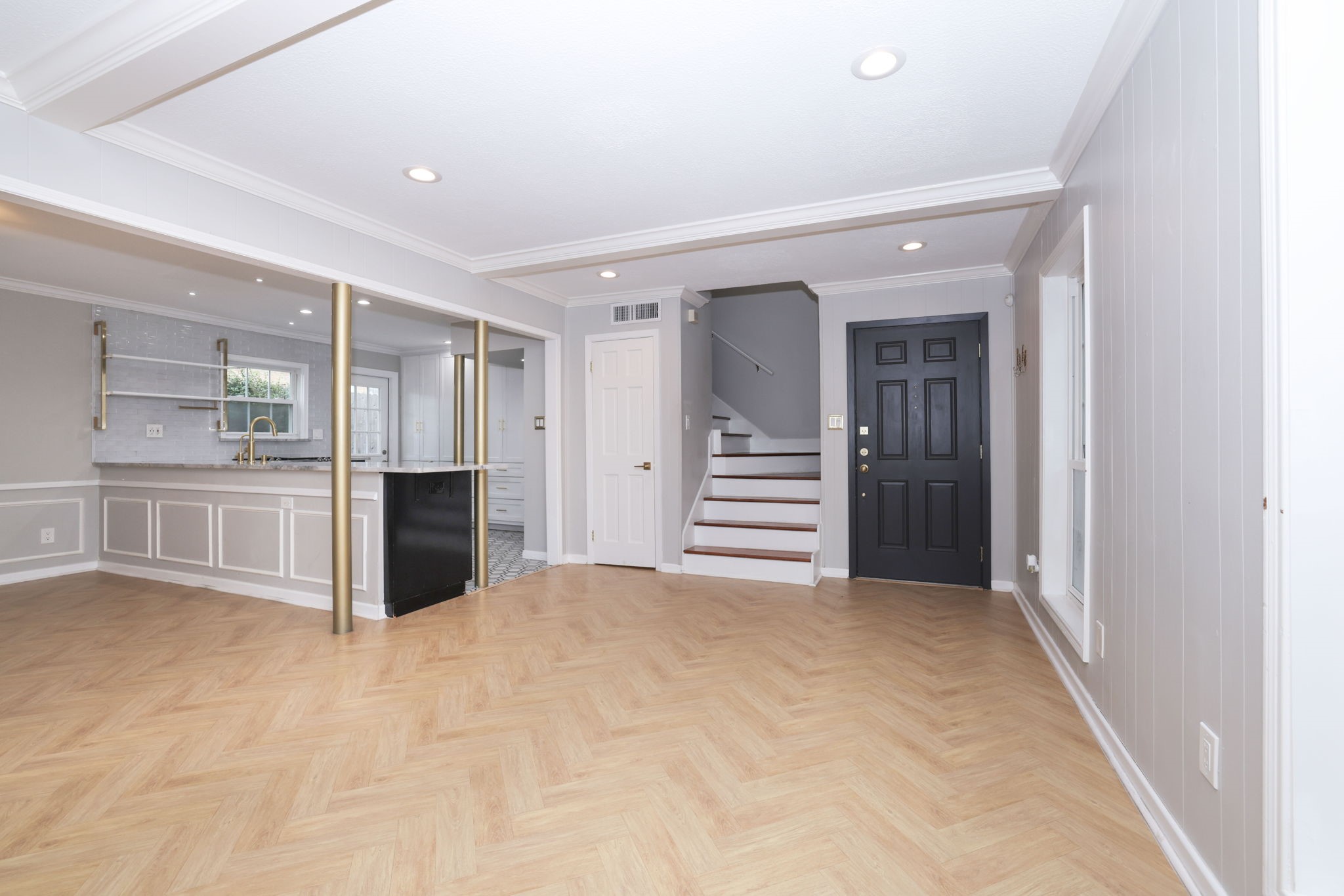 2209 Nantucket Drive C Property Photo 9