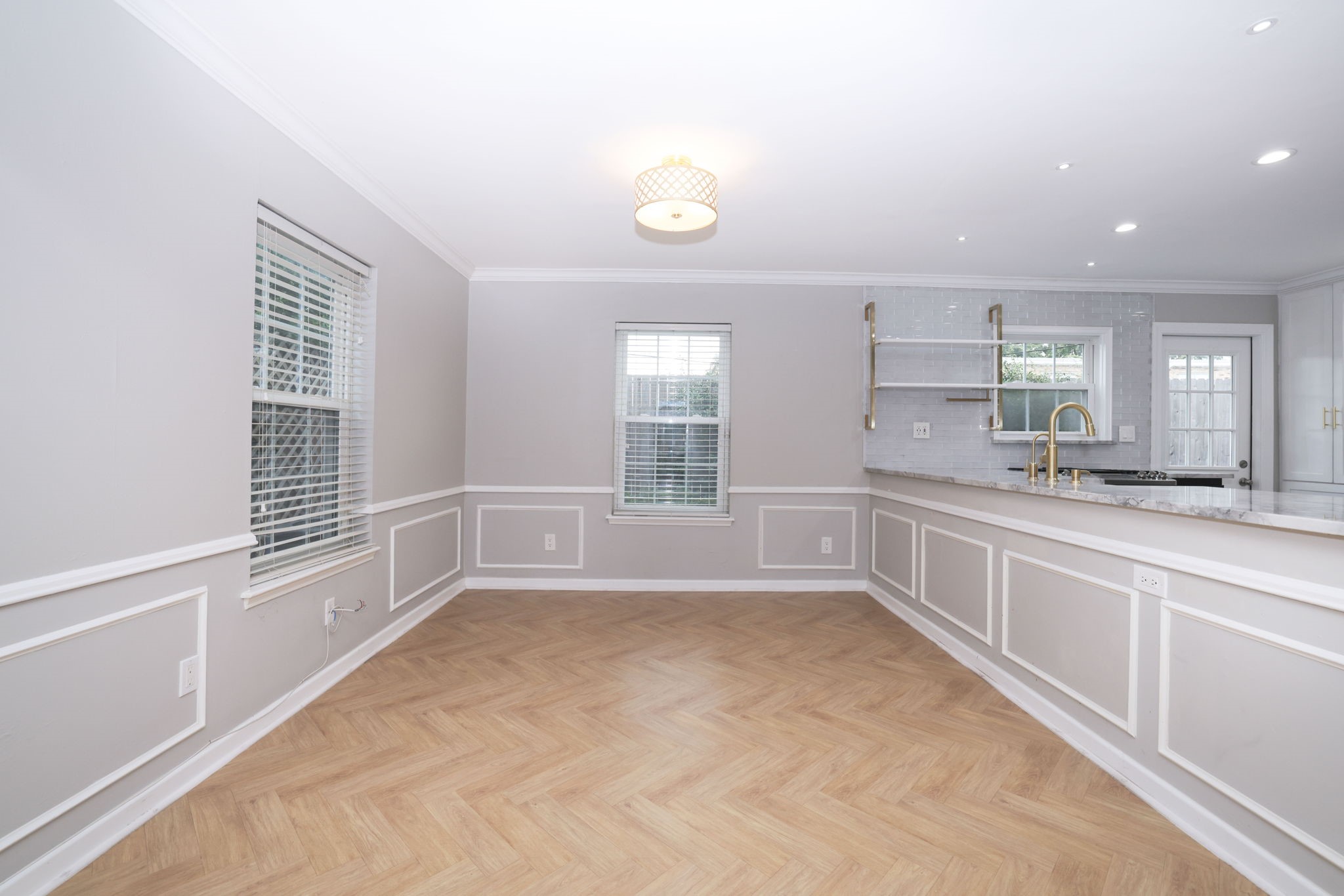2209 Nantucket Drive C Property Photo 11