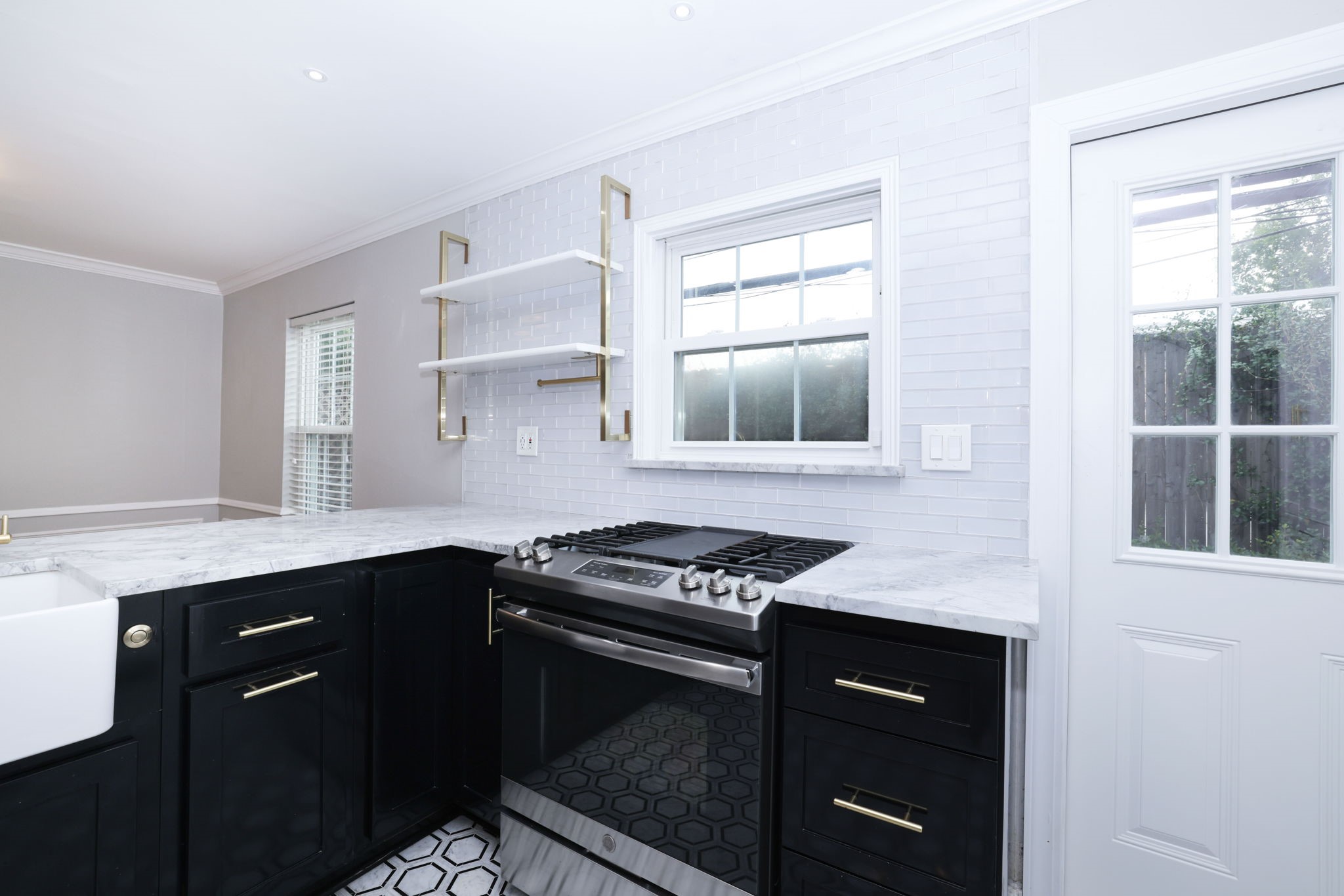 2209 Nantucket Drive C Property Photo 16