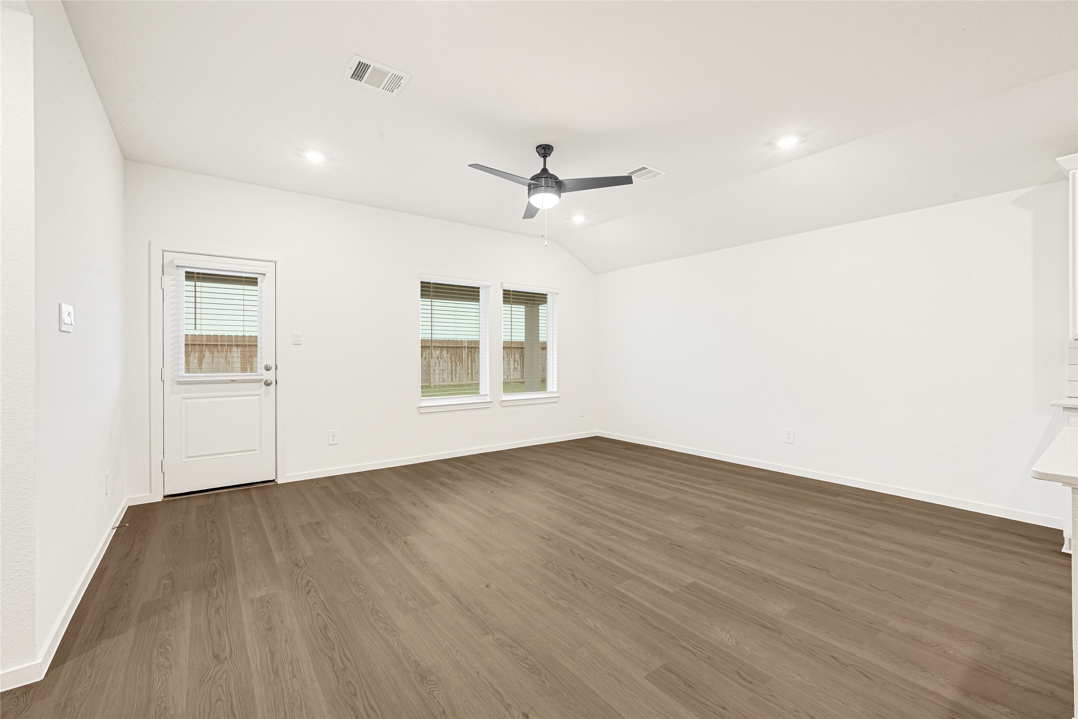 9114 Sunset Marina Way Property Photo 15