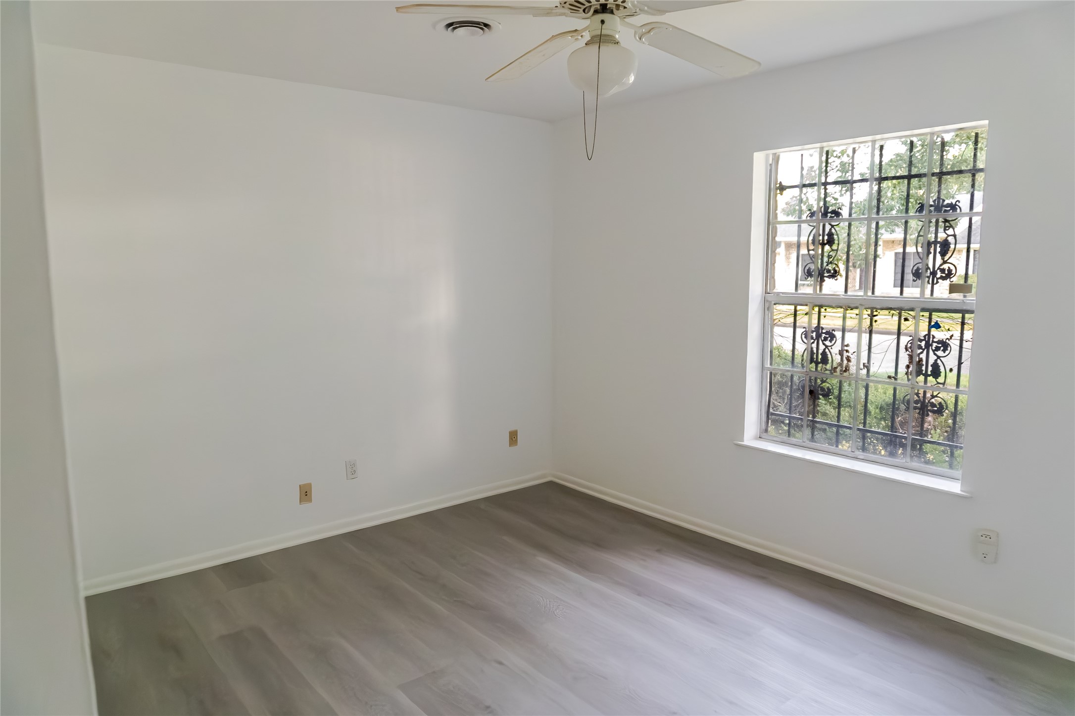 8526 Dashwood Drive Property Photo 13